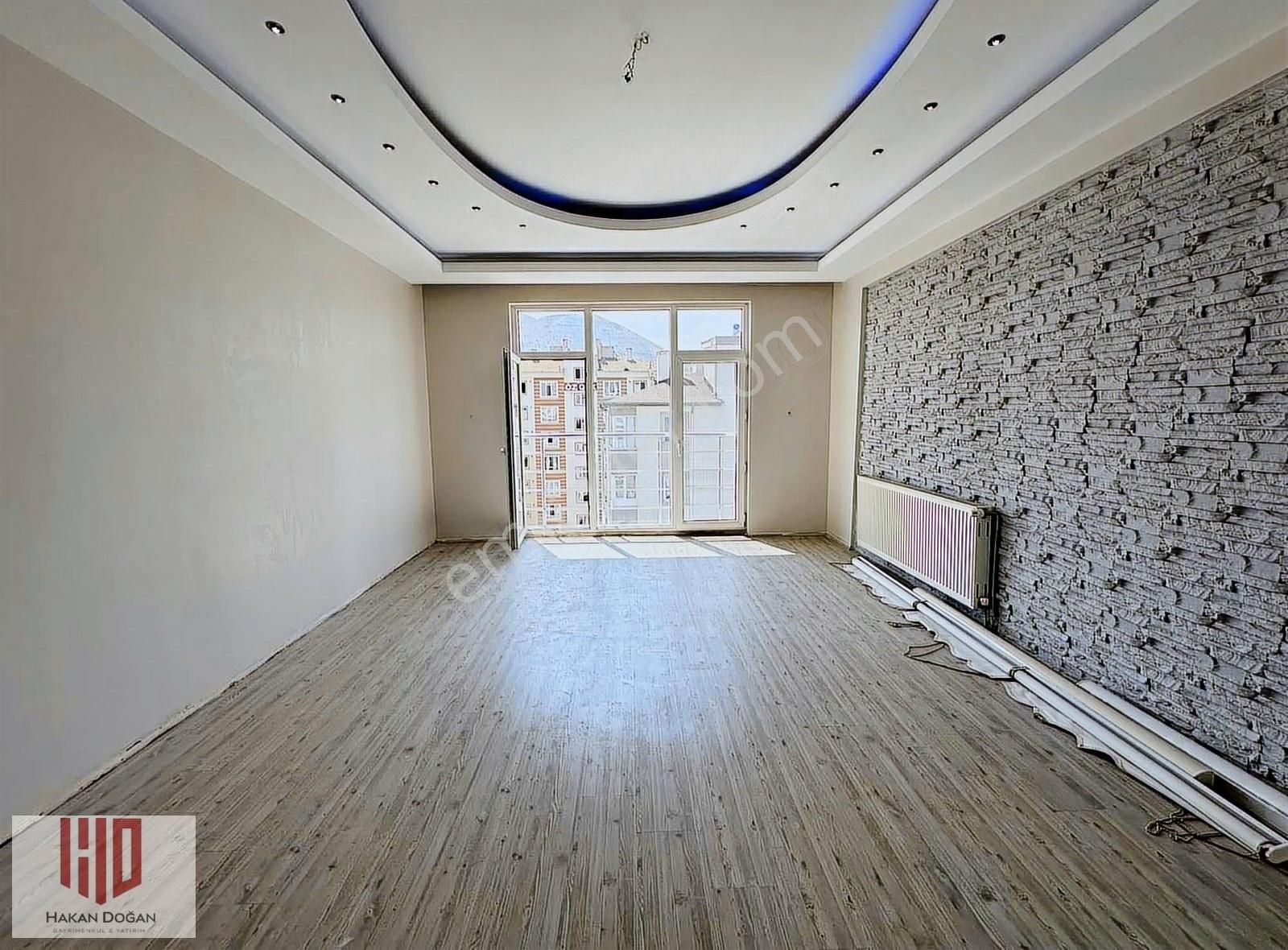 Talas Yenidoğan Kiralık Daire TALAS YENİDOĞAN ATATÜRK BULVARINDA KİRALIK 4+1 DAİRE