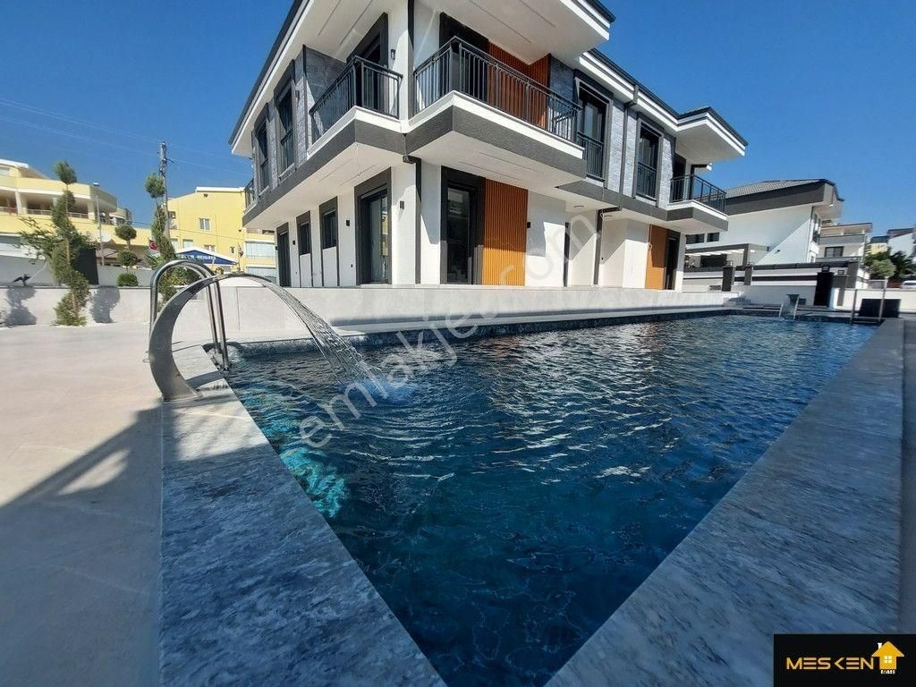 Didim Hisar Satılık Villa Didim Hisar Mah.de Havuzlu Site İçerisinde Lüks, Sıfır Villa