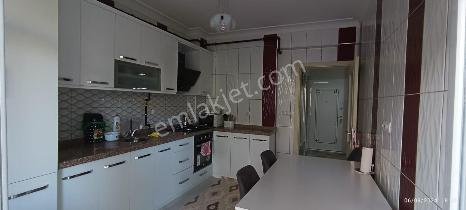 Selçuklu Selahaddin Eyyubi Satılık Daire  KELEBEKLER VADİSİNE YAKIN 165 M2 3+1 ARAKAT DAİRE