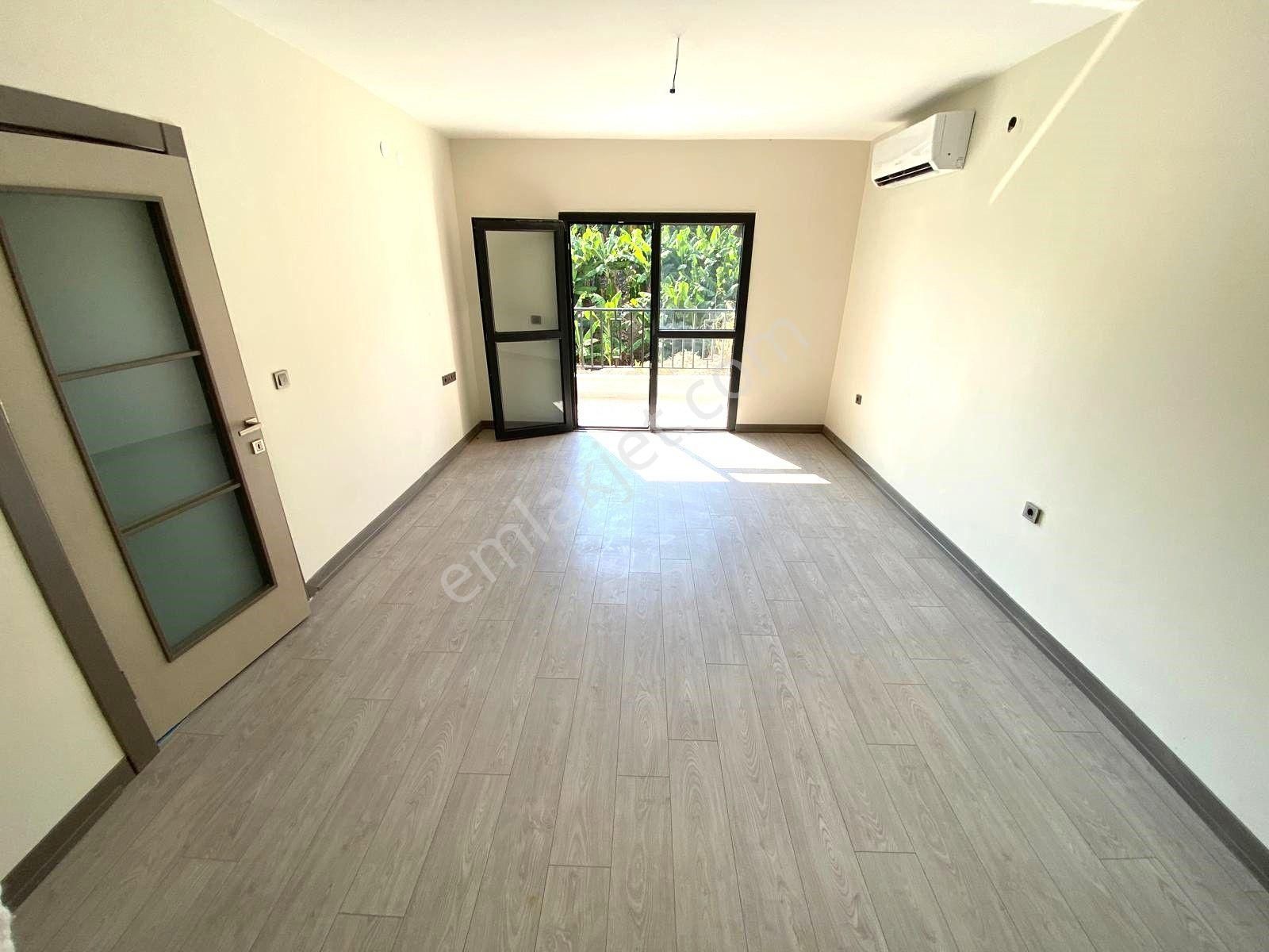 Alanya Mahmutlar Kiralık Daire  MAHMUTLAR TOKİ'DE KİRALIK GENİŞ 3+1 DAİRE – AİLE YAŞAMINA UYGUN!