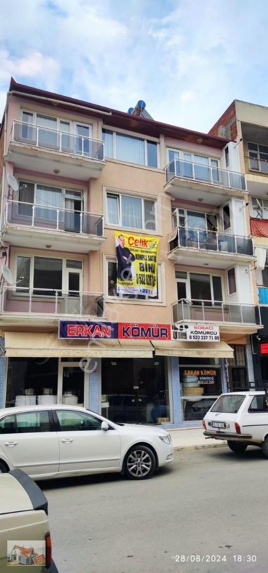 Suluova Pazar Satılık Bina Çelik Yapı Emlak Tan Satılık Komple Bina