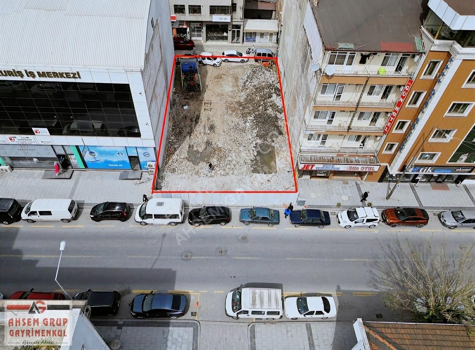 Sakarya Adapazarı Satılık Ticari İmarlı ANKARA CADDESİ ÜZERİNDE KOMPLE TİCARİ İMARLI ARSA