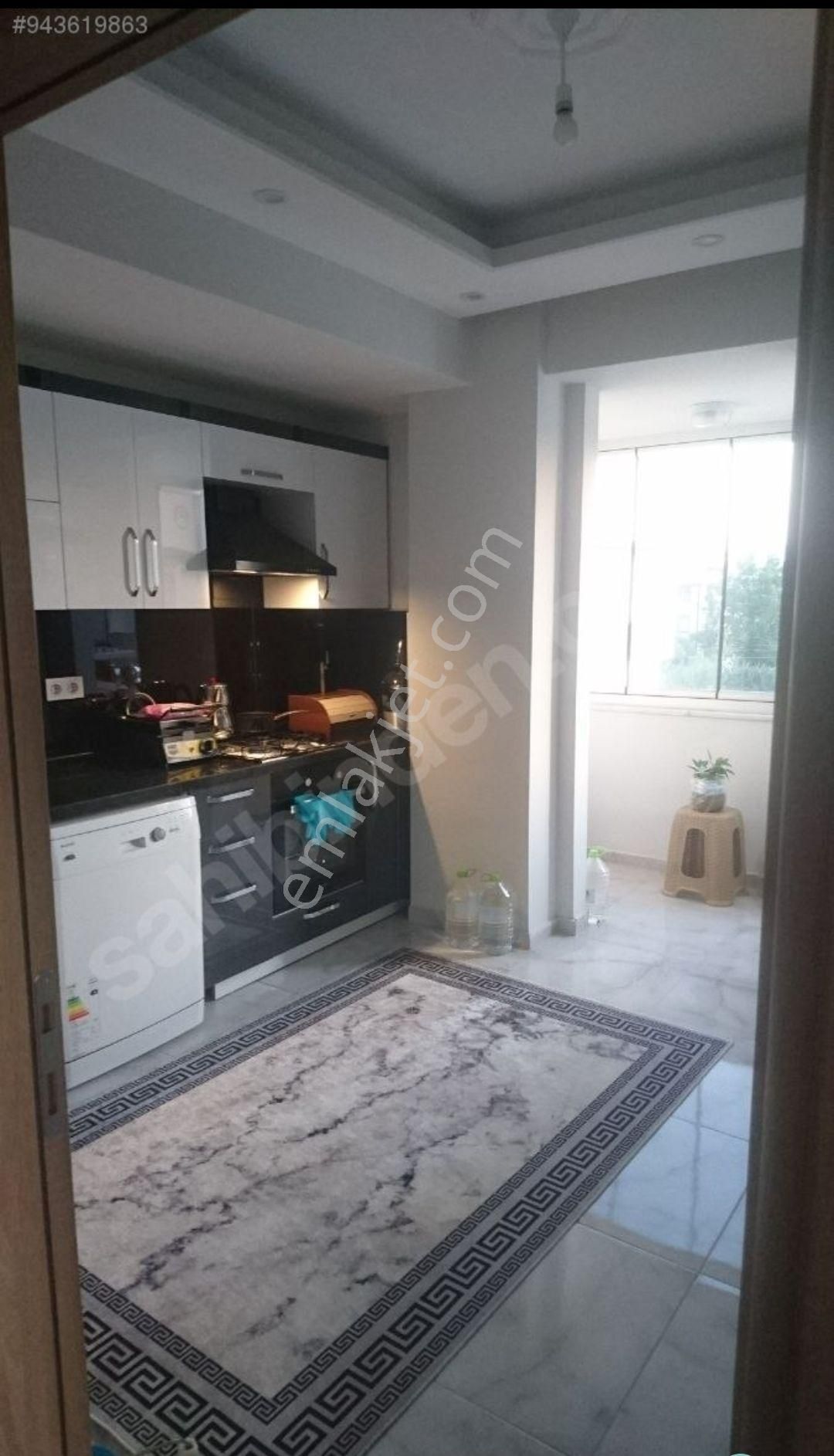 Kartepe Ertuğrul Gazi Satılık Daire 140 M2 3+1 ÇATI DUBLEX(egimsiz)