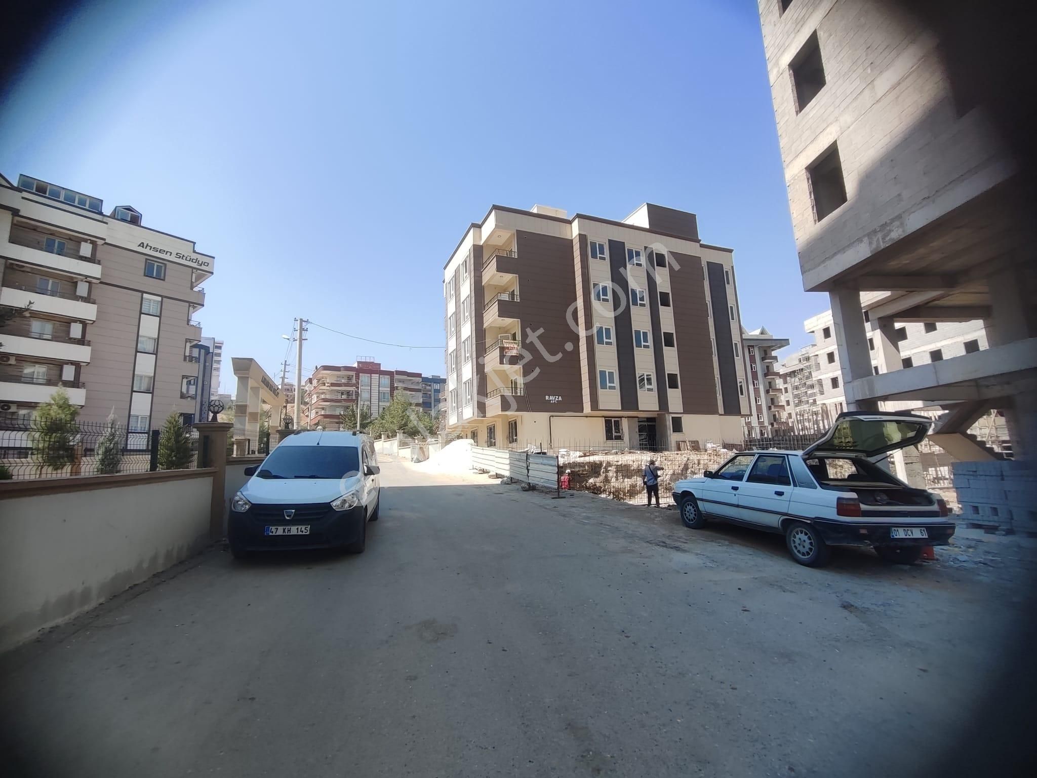 Karaköprü Batıkent Satılık Daire  SOL TARAF BATIKENTTE ARAKAT 2+1 YENİ BİNA SIFIR DAİRE