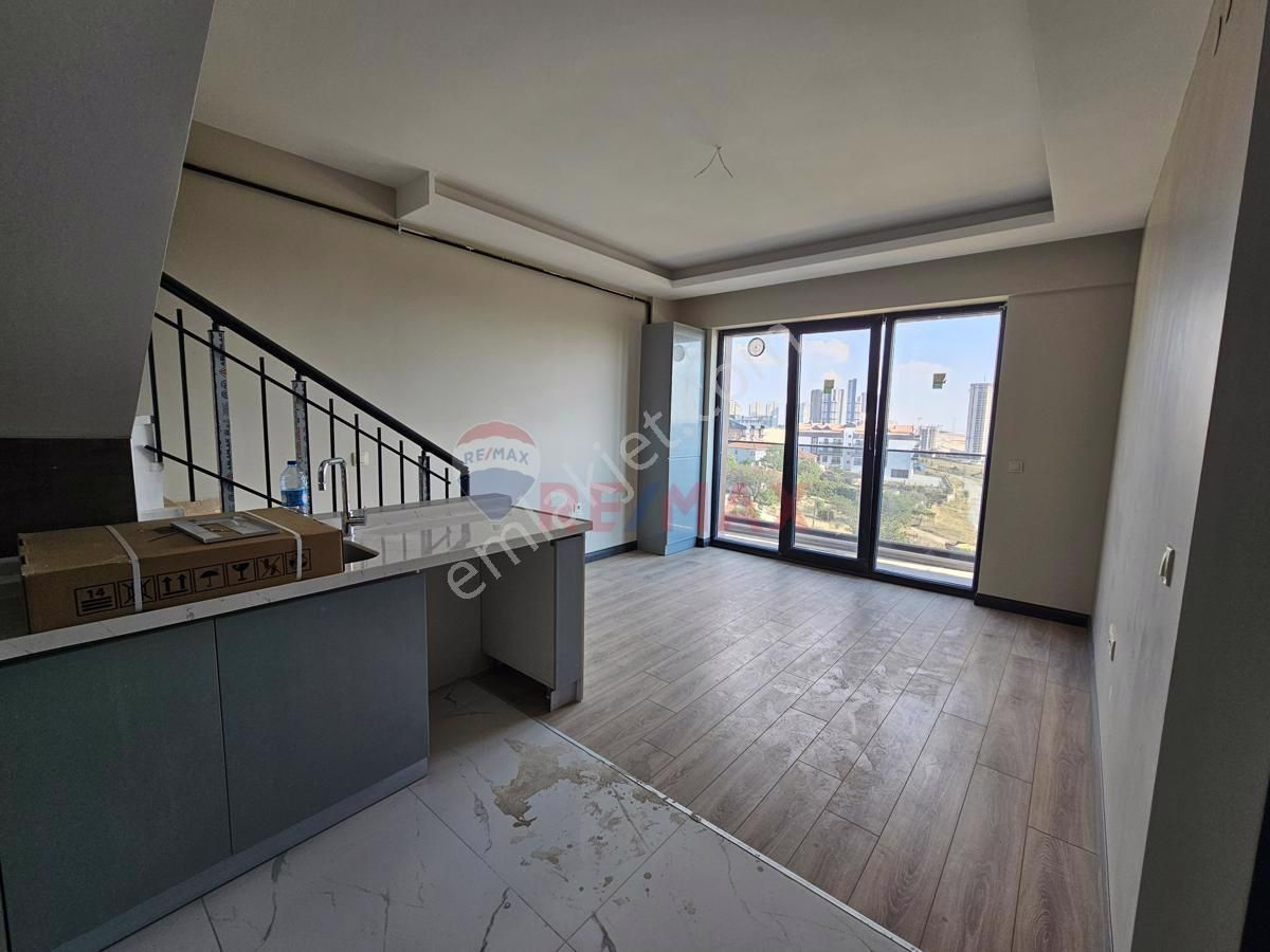 Gölbaşı Taşpınar Satılık Daire İncek Taşpınar Mahallesi Satılık 2+1 Dubleks Daire