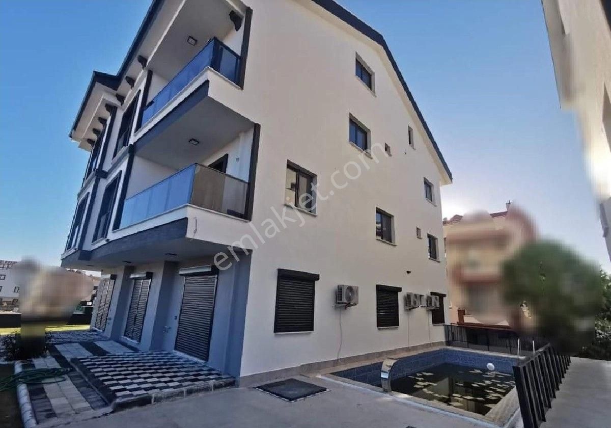 Didim Efeler Satılık Daire Didim'de Yeni  Havuzlu Sitede Satılık 2+1 Ara Kat Daire