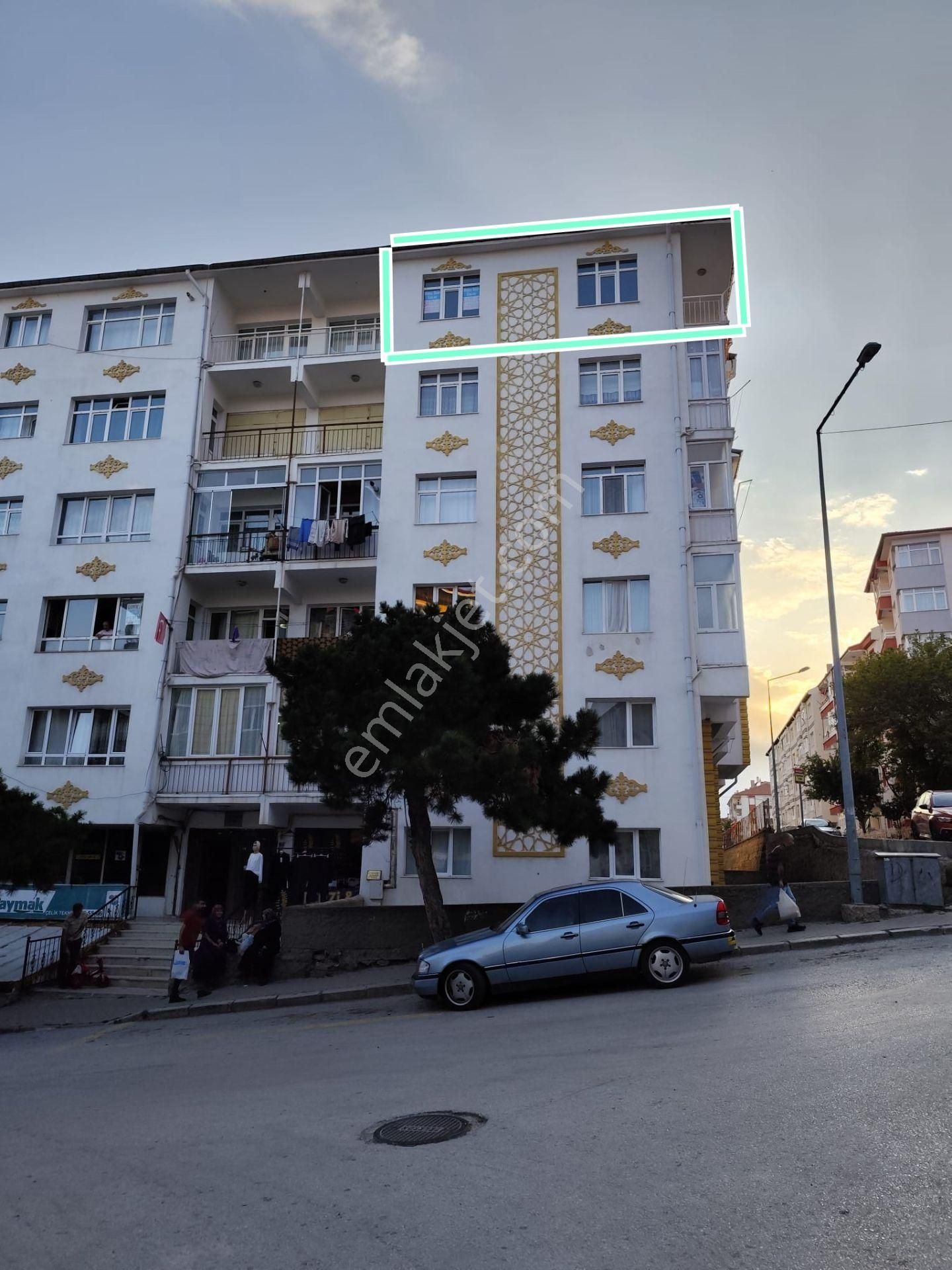 Şehir Merkezinde Satılık 3+1 Fırsat Daire - Görsel 33