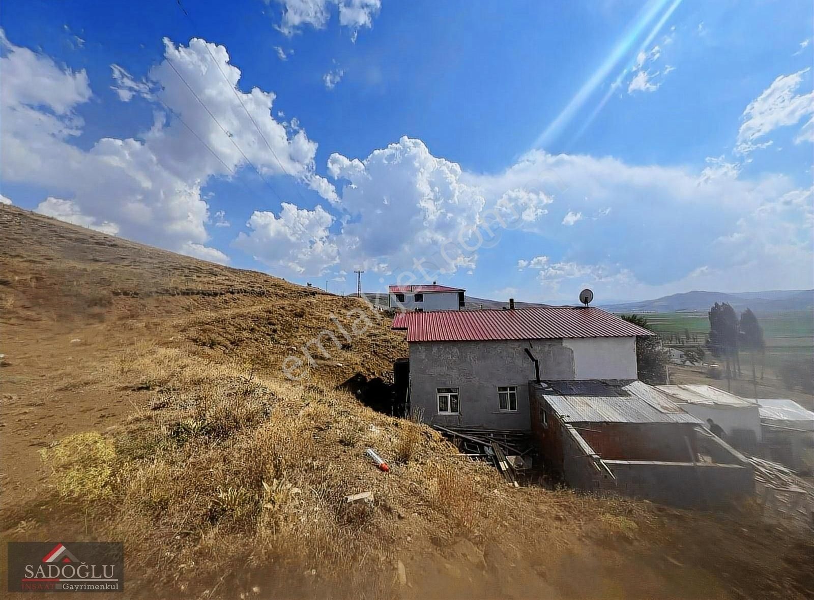 Demirözü Güneşli Satılık Konut İmarlı Bayburt Demirözü Güneşli'de 731 M2 Arsa