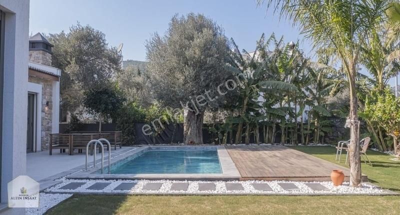 Bodrum Torba Satılık Villa Bodrum Torba'da Merkezi Konumda Villa