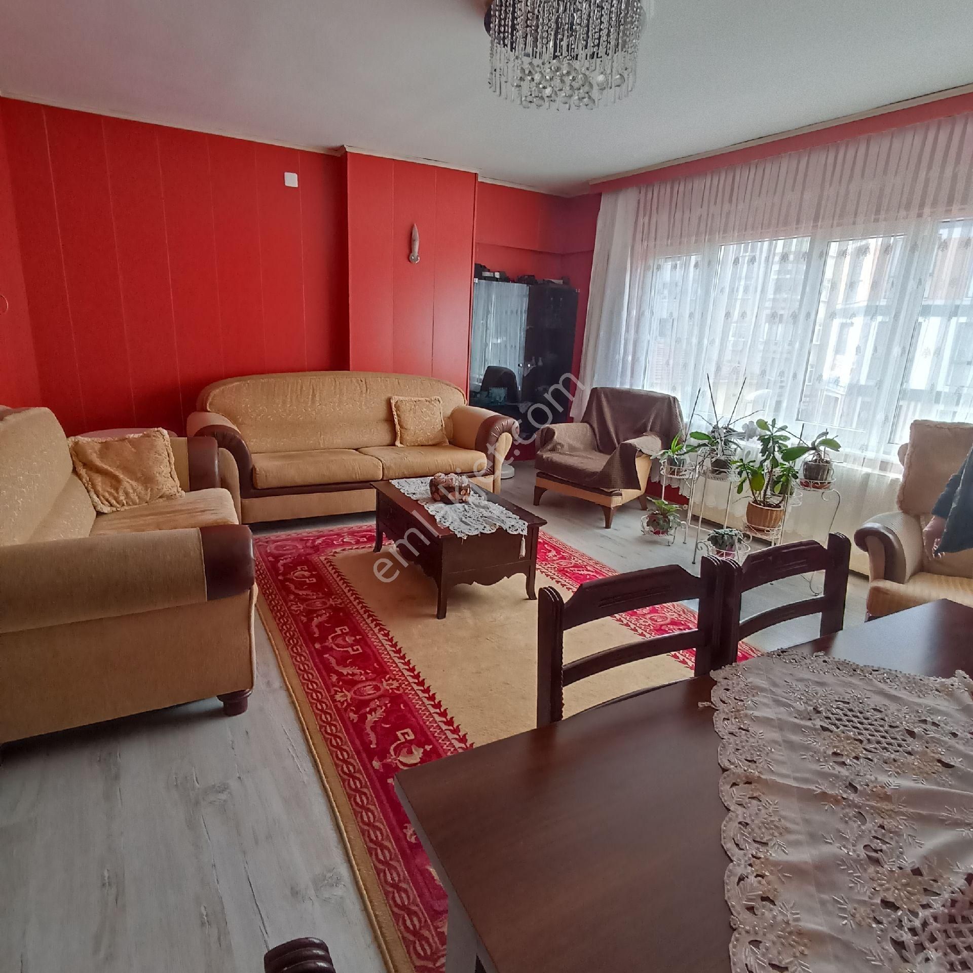 Bahçelievler Şirinevler Satılık Daire ŞİRİNEVLER'DE SATILIK 3+1 DAİRE 