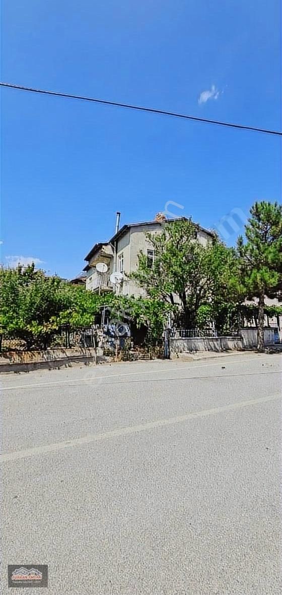 Yenicami Villalara Yakın Müstakil Bahçeli Satılık İki Katlı Ev - Görsel 2