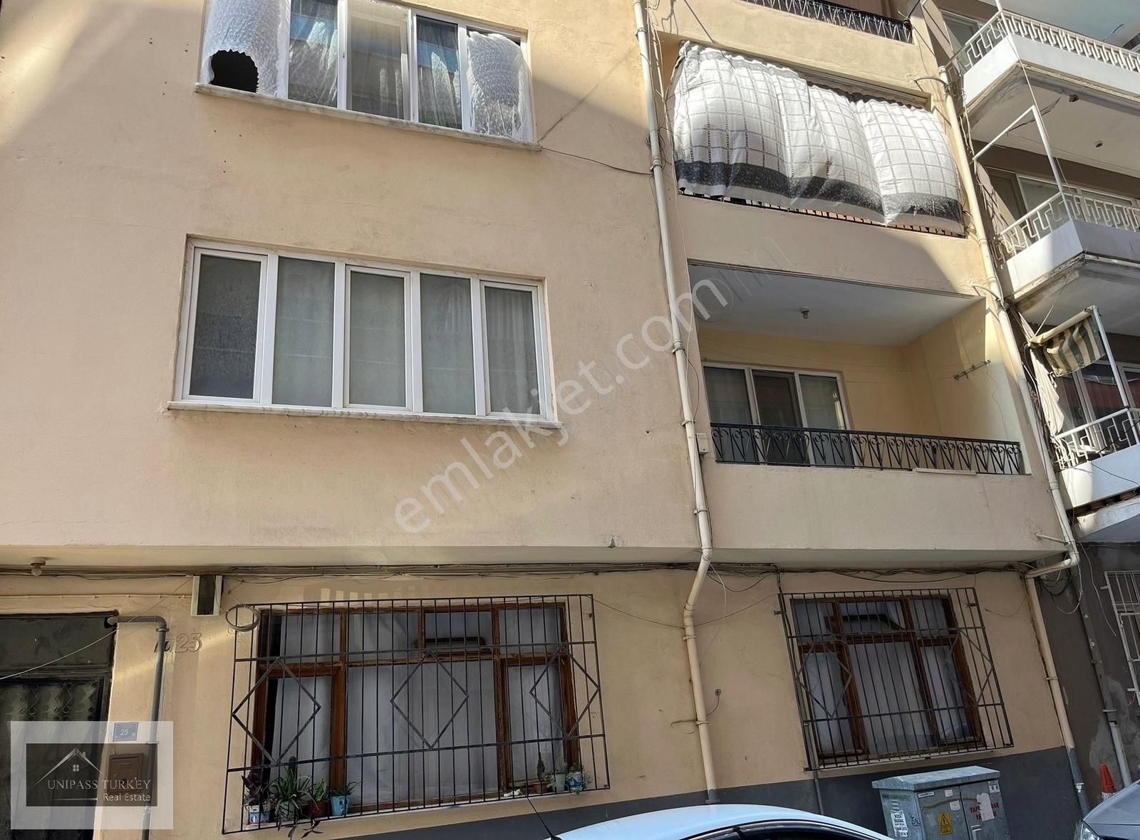 Gemlik Yeni Satılık Daire GEMLİK YENİ MAHALE ŞÜKRÜ ŞENOL ORTAOKULU YANI 3+1 SATILIK DAİRE