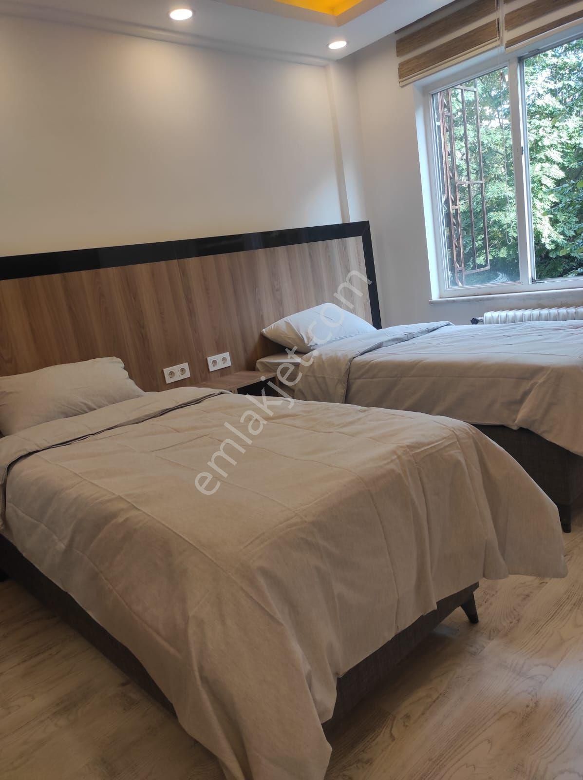 Bakırköy Zeytinlik Kiralık Daire BAKIRKÖY MERKEZDE MARAMARAYA SAHİLE DOLMUŞLARA AVMLERE ÇOK YAKIN DETAYLI BİLGİ İÇİN ARAYİNIZ