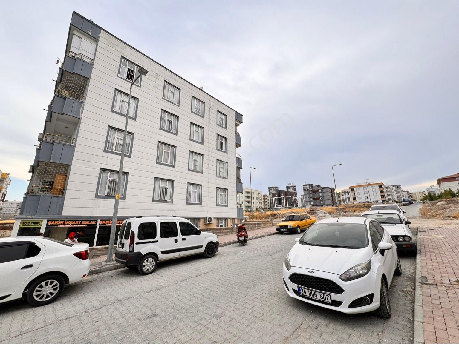 Karaköprü Seyrantepe Satılık Daire CADDE SEYRANDAN SATLIK 2+1/ İÇİ FUL YAPILI