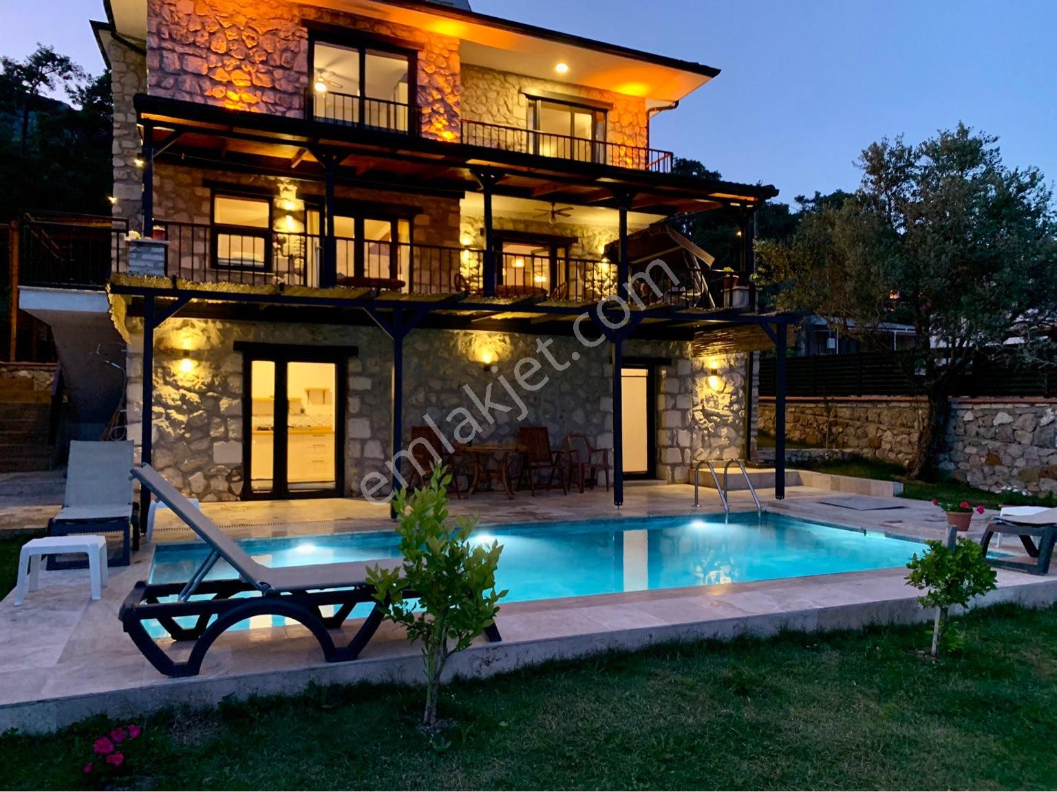 Kumluca Adrasan Satılık Villa Antalya Adrasan Doğal Taş Villa