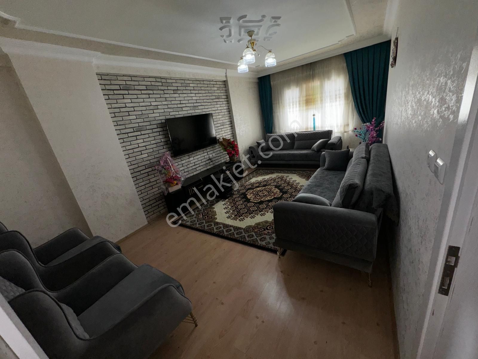 Turgutlu Yiğitler Satılık Daire  ACİL SATILIK MANİSA TURGUTLU YİĞİTLER MAHALLESİNDE 125 M2 3+1 DOĞALGAZLI ARA KAT DAİRE