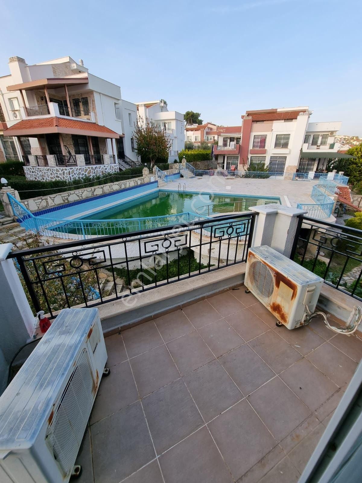 Kuşadası Kadınlar Denizi Satılık Villa KADINLAR DENİZİ 5+1 HAVUZLU SİTE İÇERİSİNDE YAZLIK