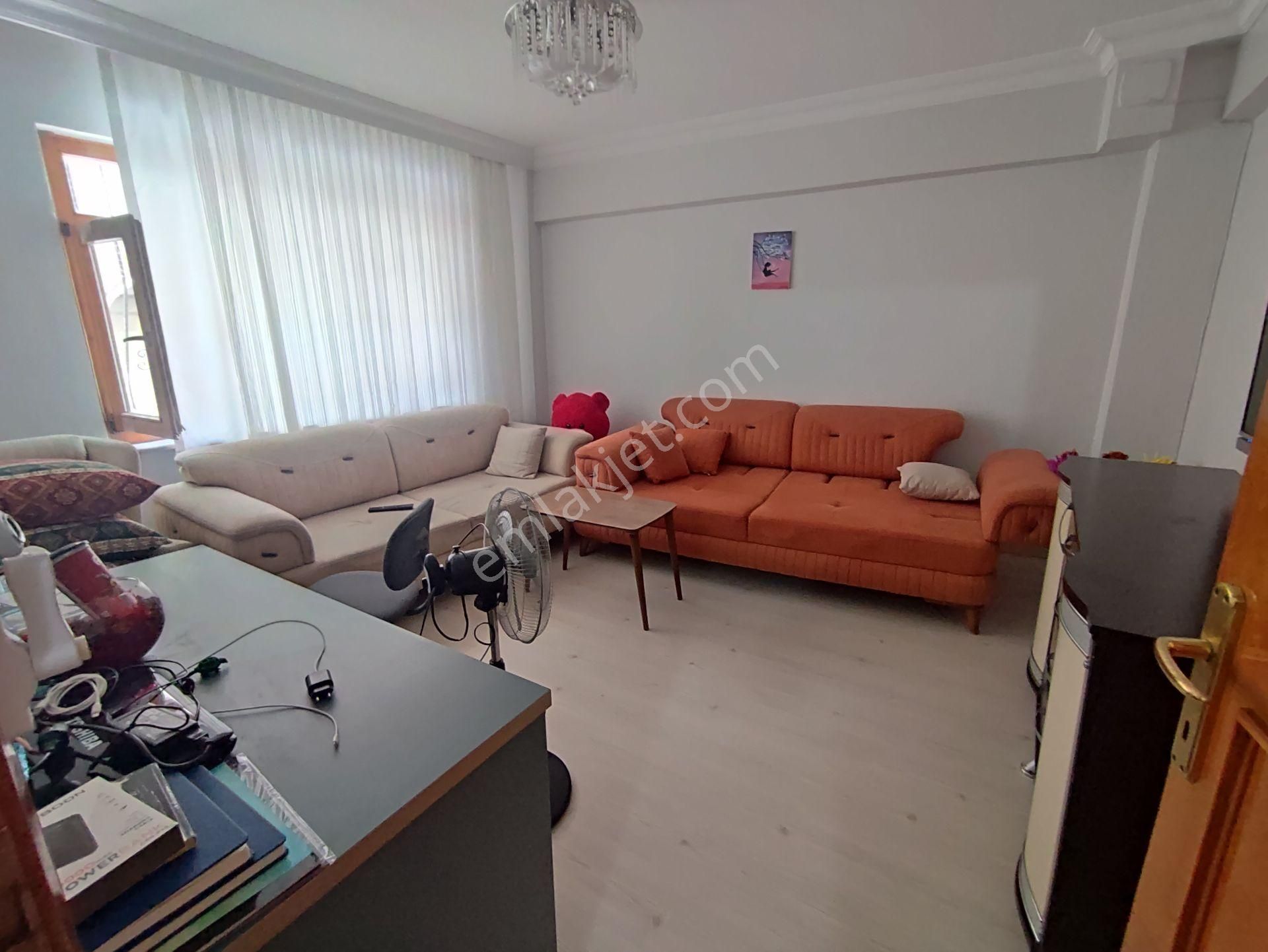 Bayrampaşa Muratpaşa Satılık Daire  BALCIOĞLUNDAN MURATPAŞA MAH. SATILIK 1. NORMAL KAT 3+1 DAİRE