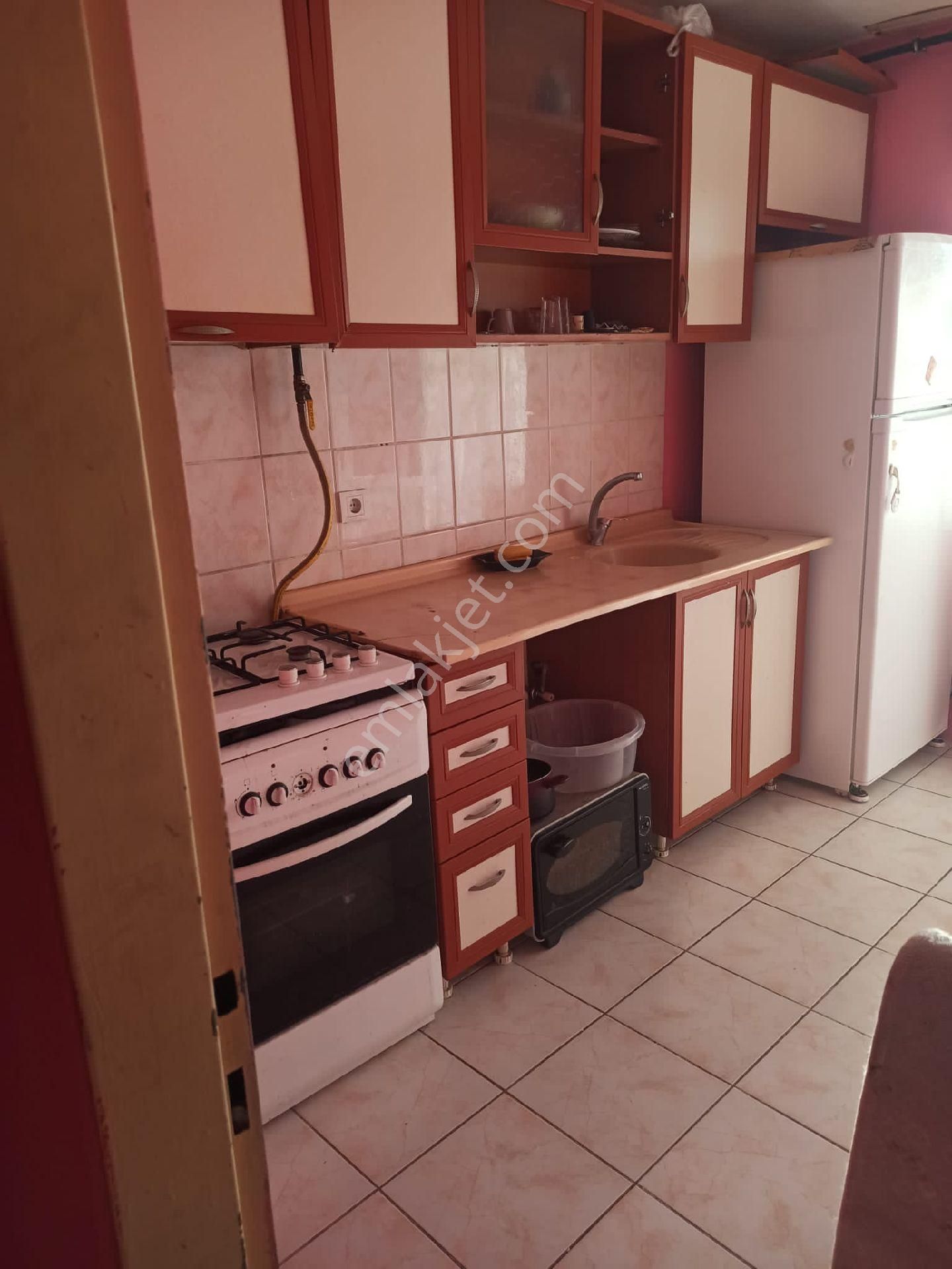 Torbalı İnönü Kiralık Daire STAREMLAKTAN INONU MAH.ESYALI KIRALIK 3+1 DAIRE