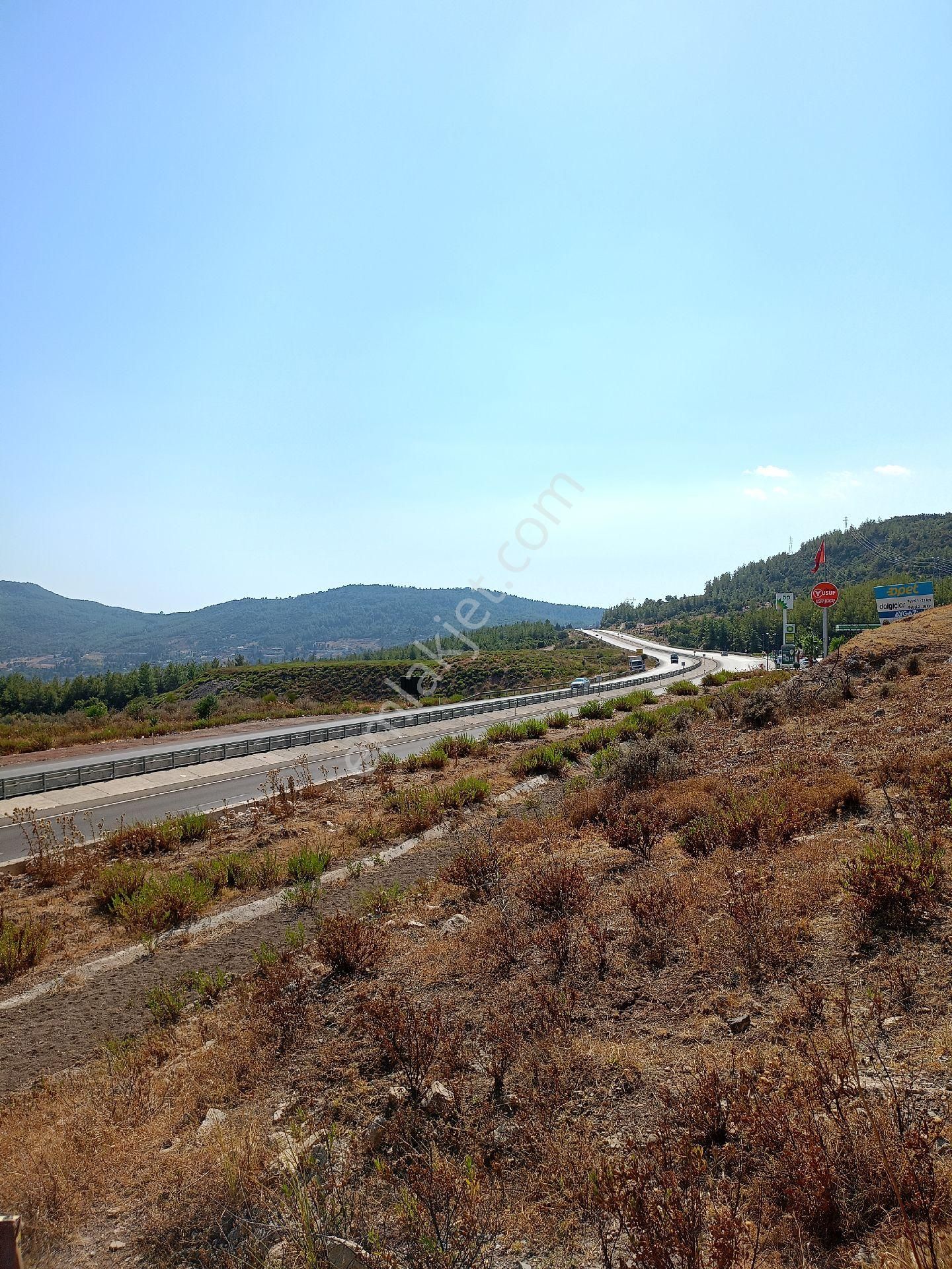 Tek Tapu Deniz Manzaralı Anayol Cephe Li - Görsel 9