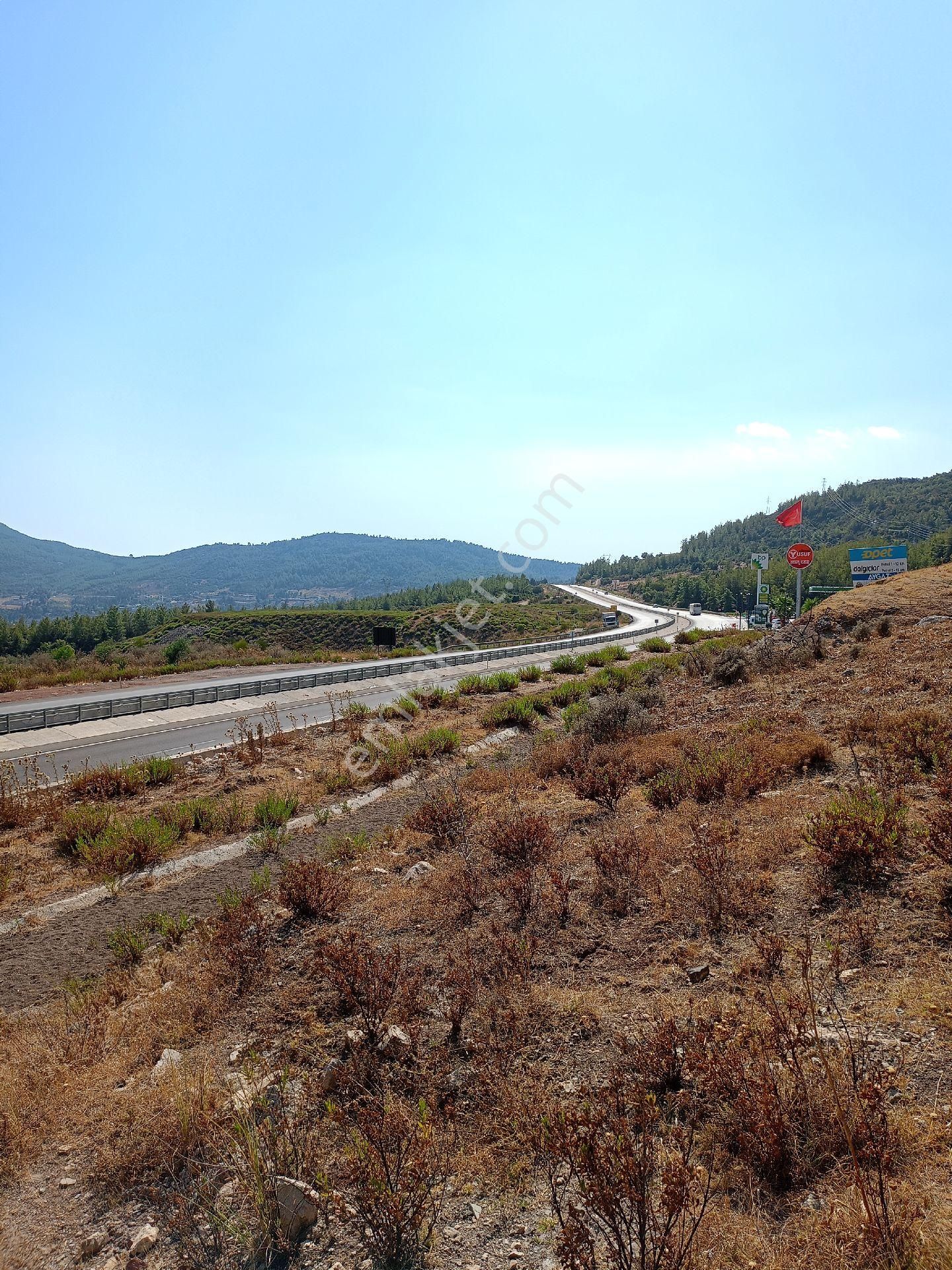 Tek Tapu Deniz Manzaralı Anayol Cephe Li - Görsel 17