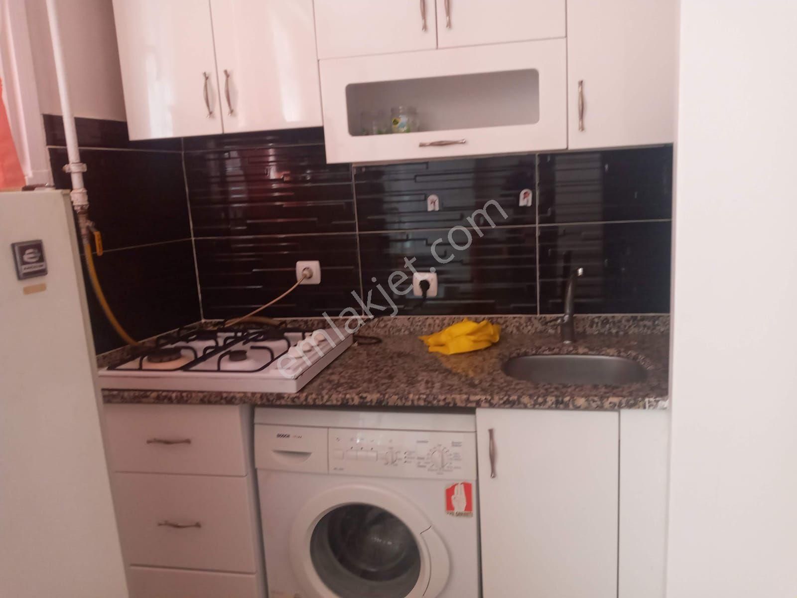 Kağıthane Çağlayan Kiralık Daire zirvem emlaktan çağlayan mah kiralık 1+1 fül eşyalı doğalgaz li yeni bina dairebçç