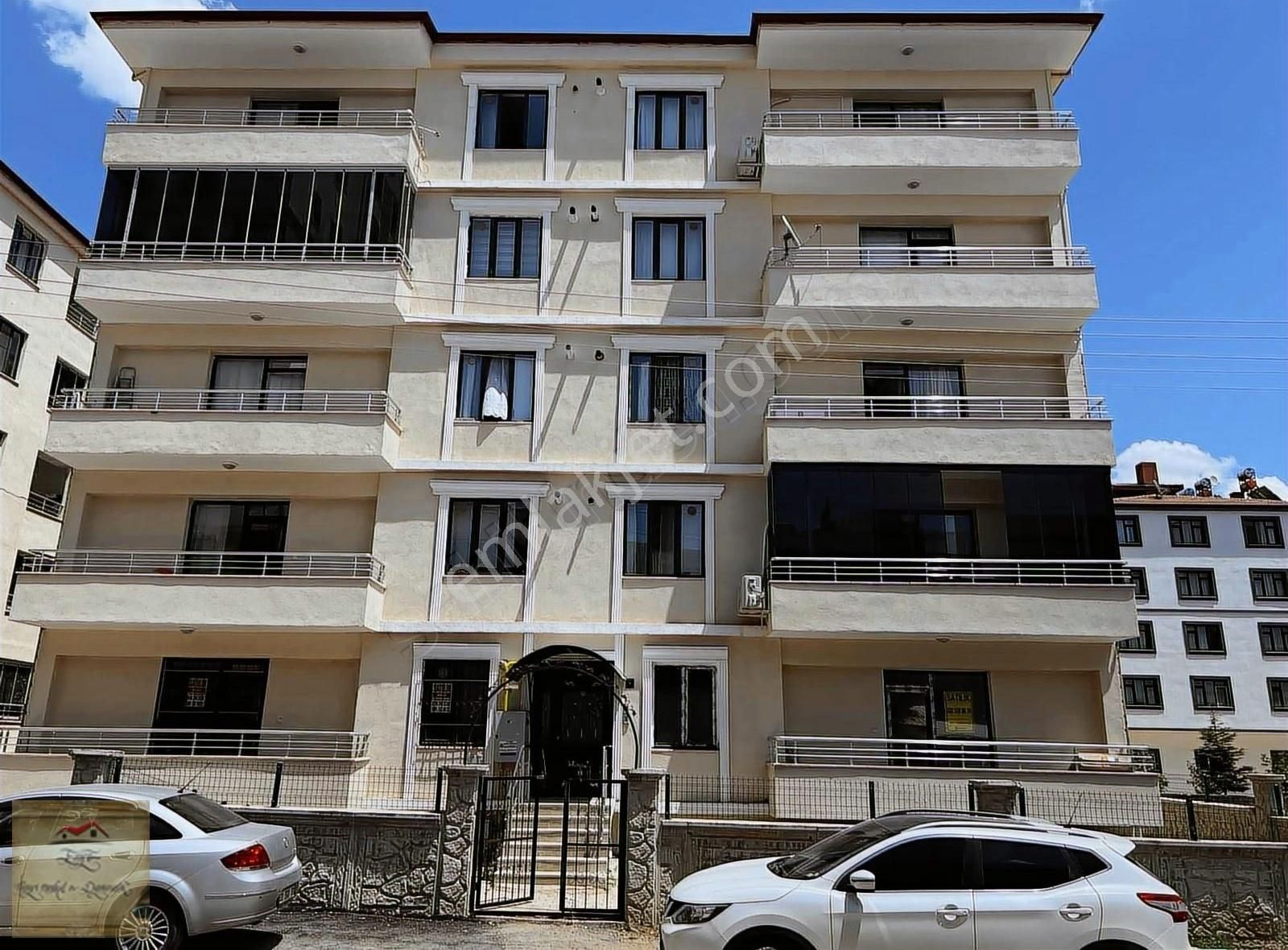 Elazığ Merkez Sürsürü Satılık Daire [EMRE GAYRİMENKUL] DEN RAMADA OTEL YANINDA SATILIK DAİRE