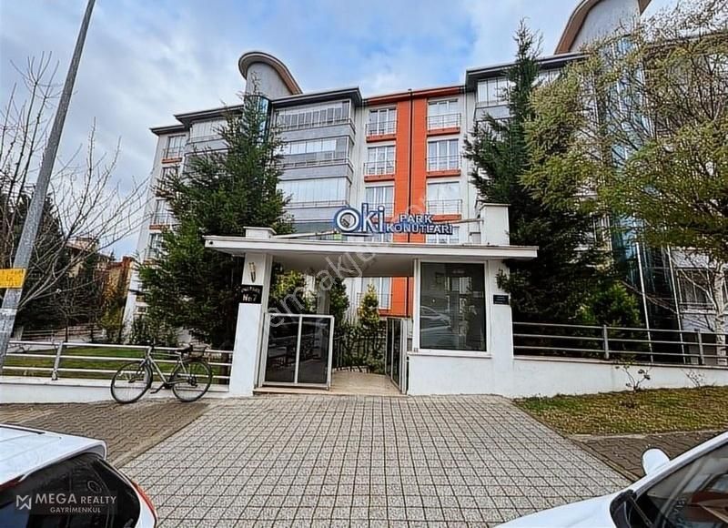 Tepebaşı Batıkent Satılık Daire MEGA REALTY'DEN BATIKENT'TE SATILIK ARAKAT LÜX 3+1 DAİRE