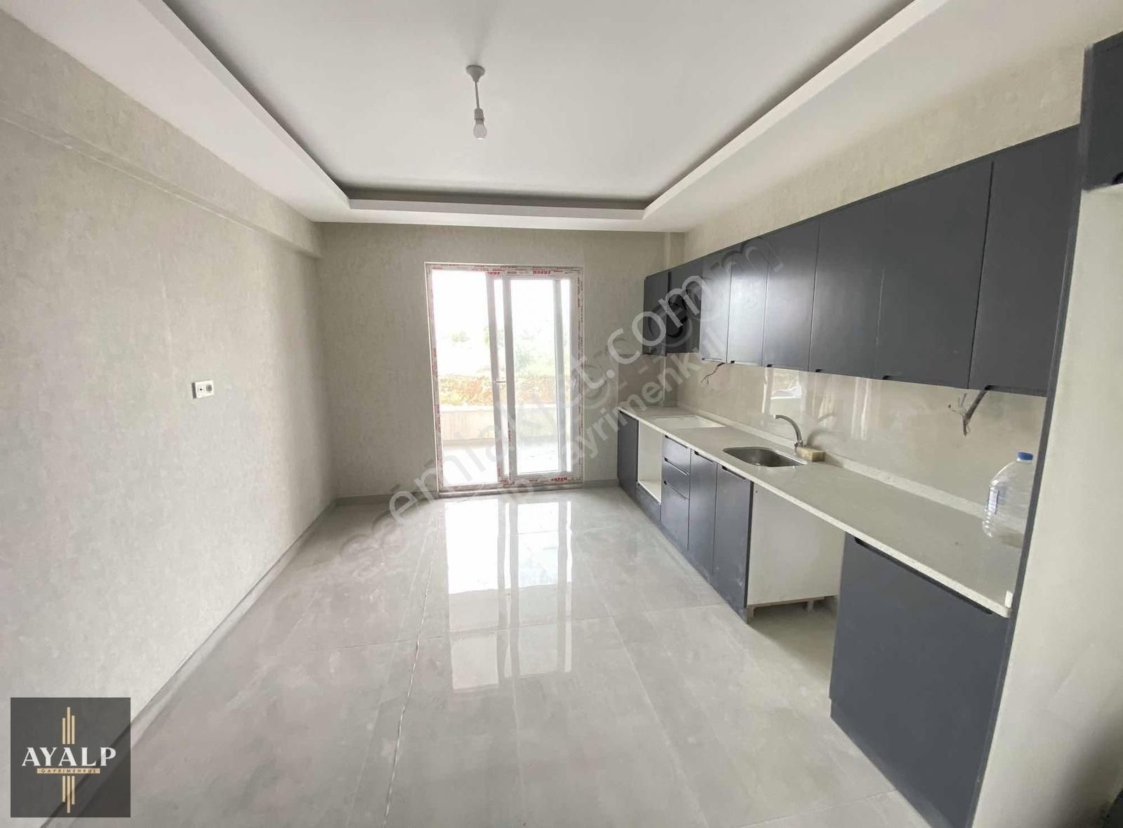 Şehitkamil Alpaslan Satılık Daire ALPASLAN MAH. SIFIR GENİŞ LÜKS VE HASARSIZ 3,5+1 SATILIK DAİRE