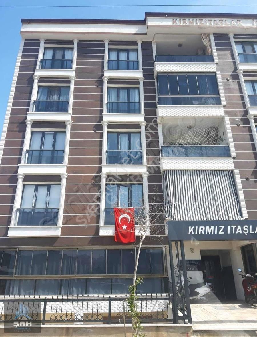 Alaşehir İstasyon Satılık Daire Şah'tan İstasyon Mh'de 3+1 Satılık Daire