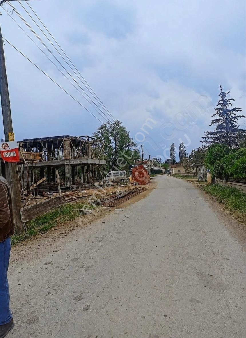 Tepebaşı Yukarı Söğütönü Satılık Konut İmarlı Hatice Kara'dan Y.söğütönü Mh.imarlı Arsa