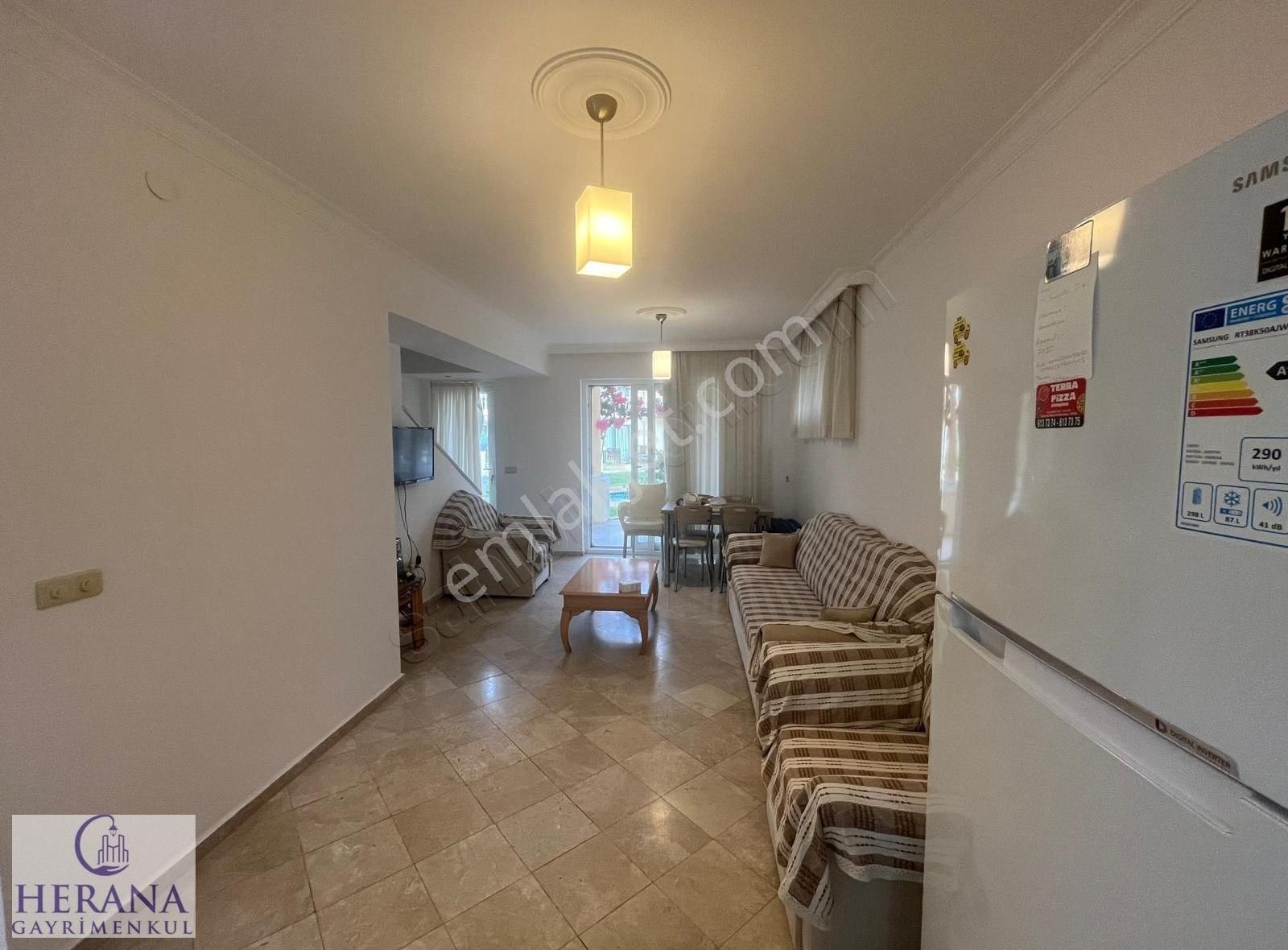 Çalış Plajına Sıfır Site İçinde Satılık Villa - Görsel 2