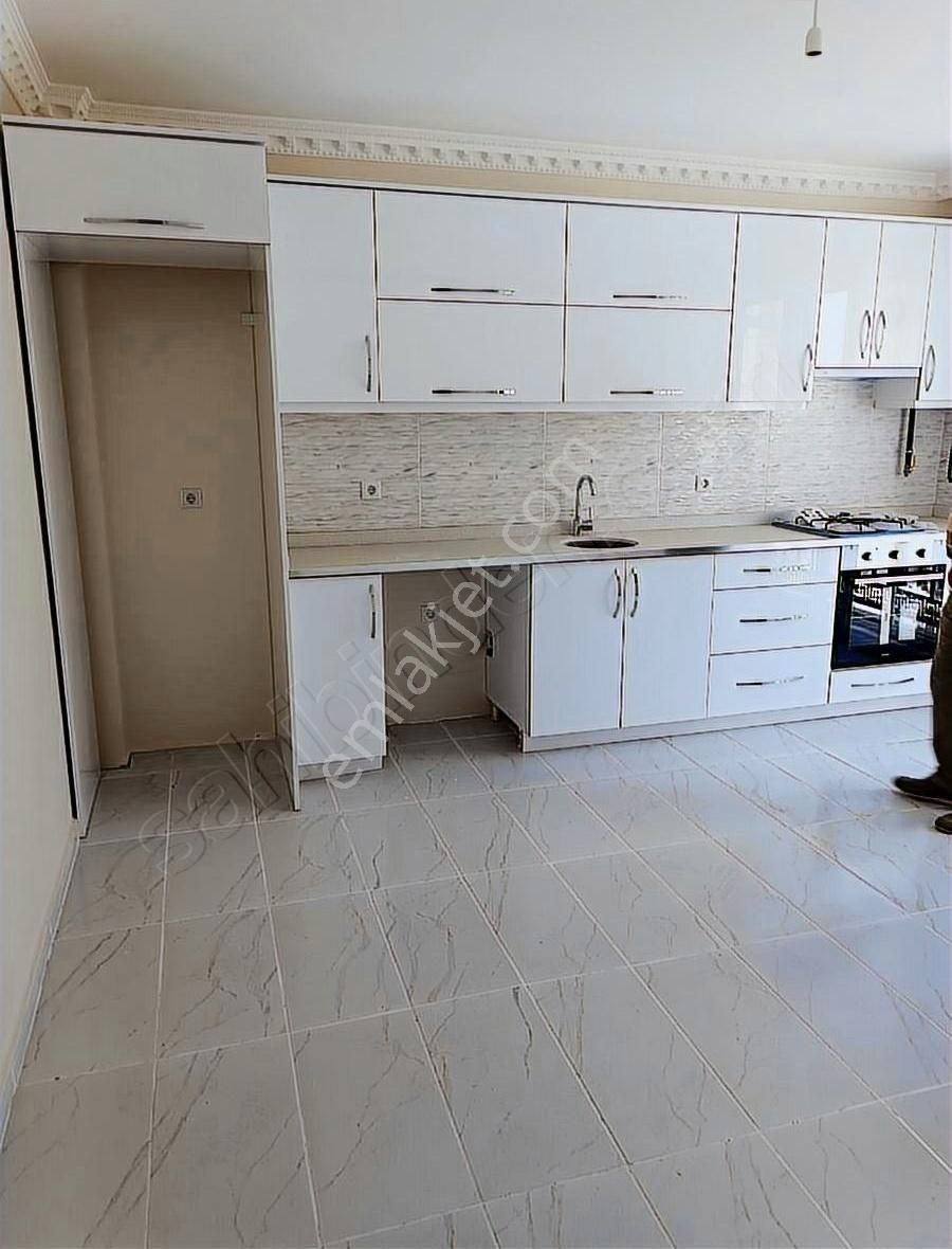 Kırklareli Merkez Karakaş Kiralık Daire GÜNEŞ EMLAKTAN SIFIR BİNADA İSTASYON CADDESİNDE KİRALIK 2+1