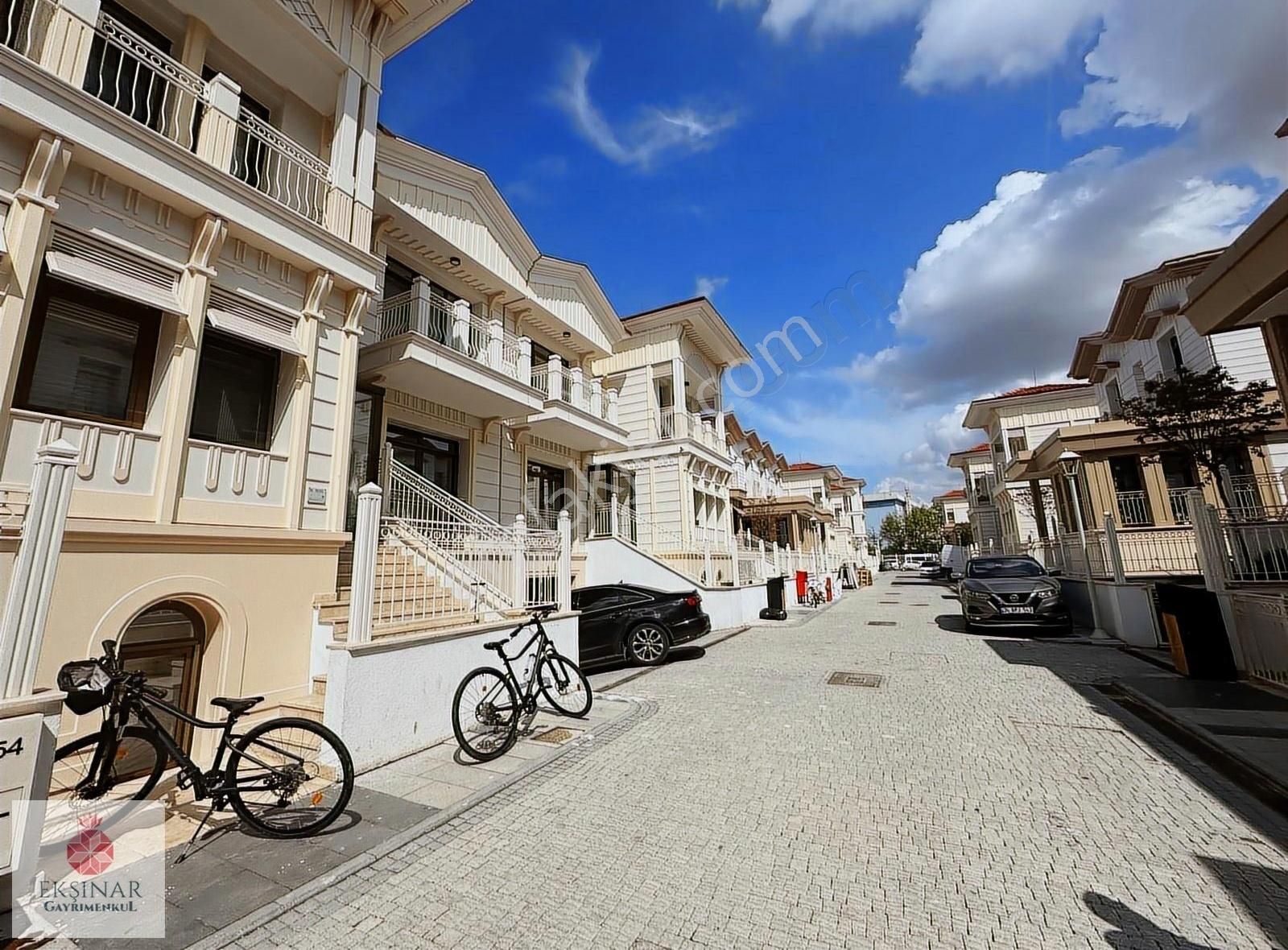 Bakırköy Yeşilköy Satılık Villa EKŞİNAR GAYRİMENKUL'DEN FLORYA EMLAK KONUT'DA SATILIK VİLLA