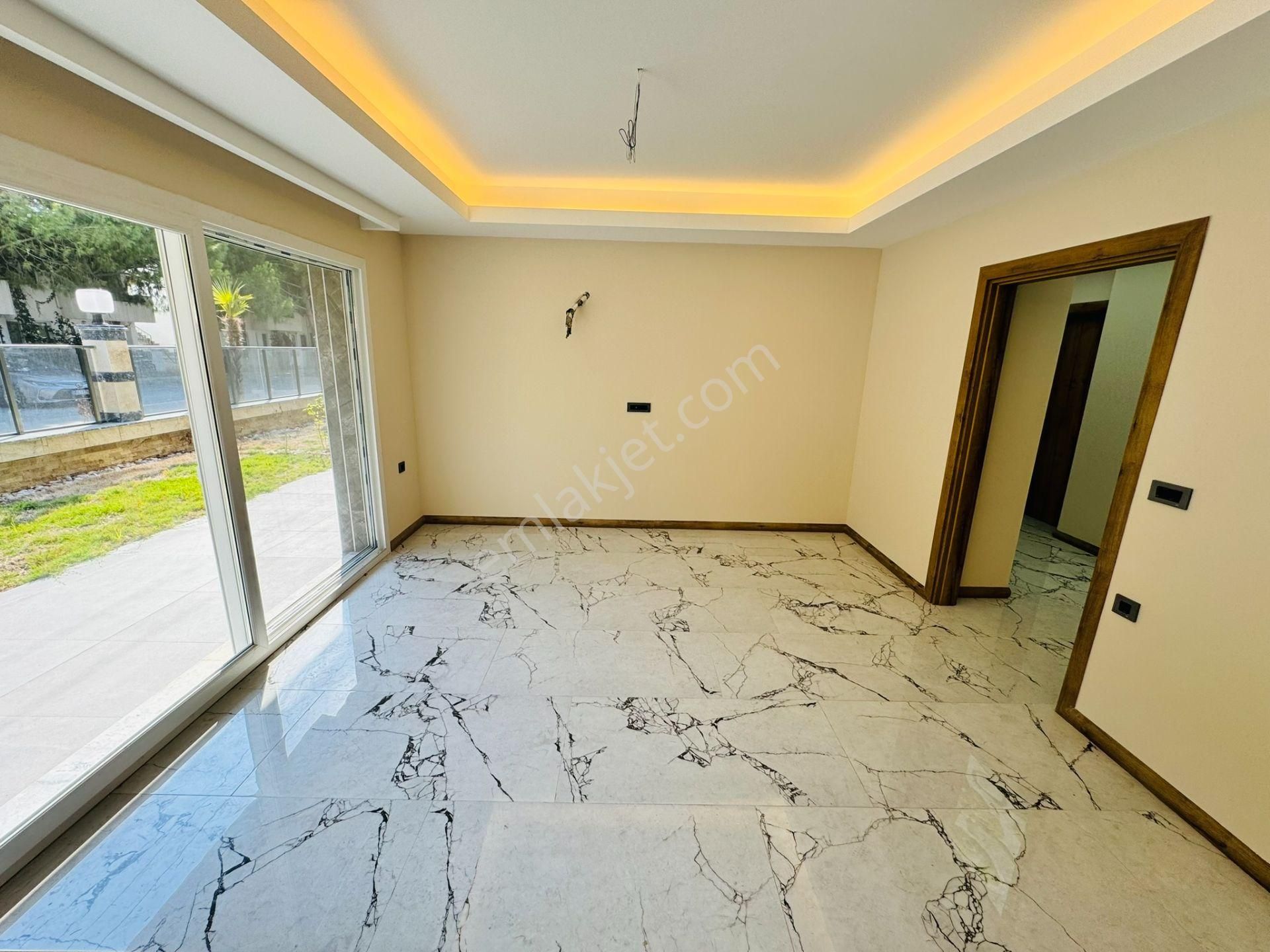 Kuşadasında Satılık 2+1 Bahçe Katı Sıfır Lüx Daire - Görsel 16