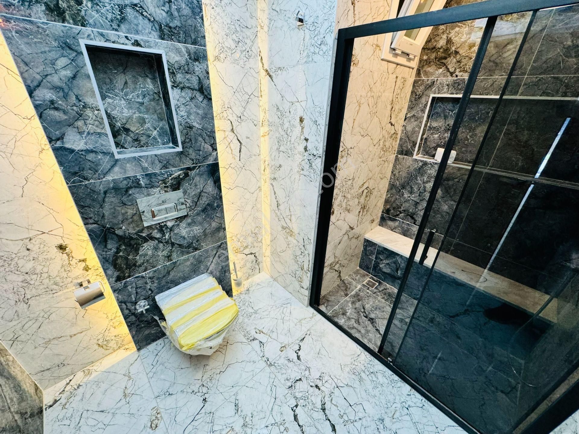 Kuşadasında Satılık 2+1 Bahçe Katı Sıfır Lüx Daire - Görsel 8