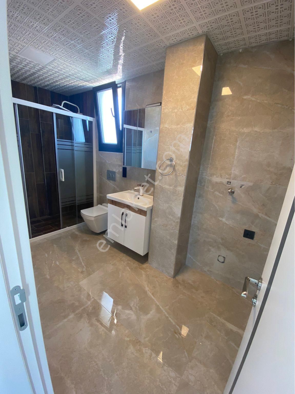 Didim Hisar Mahallesinde Ayrı Mutfak Ebeveyn Banyolu Havuzlu Bahçe Kullanım Alanı Olan 3 + 1 Villa - Görsel 21