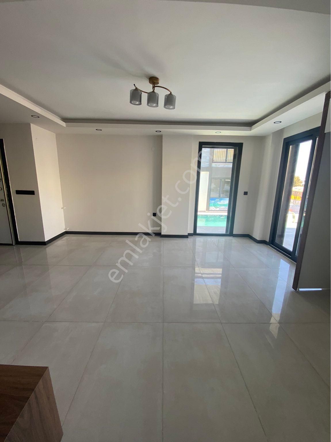 Didim Hisar Mahallesi’nde Açık Mutfak Havuzlu Bahçe Kullanım Alanı Olan 3 + 1 Villa - Görsel 8