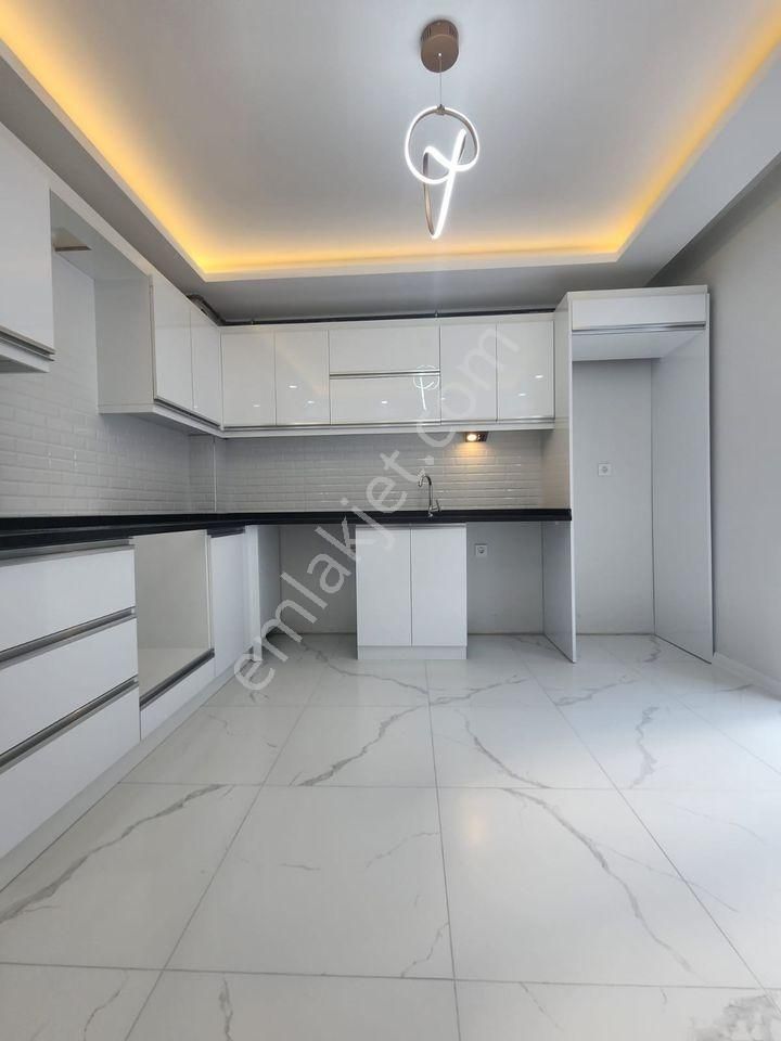 Esenyurt İncirtepe Satılık Daire  ESENYURT'TA 2+1 ACİL SATILIK FIRSAT DAİRE!