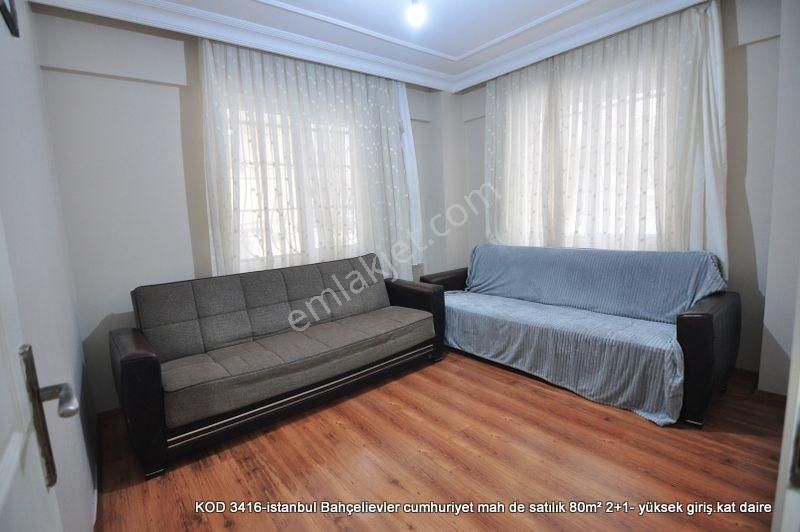 Bahçelievler Cumhuriyet Satılık Daire  istanbul Bahçelievler cumhuriyet mah de satılık 80m² 2+1- yüksek giriş.kat daire  