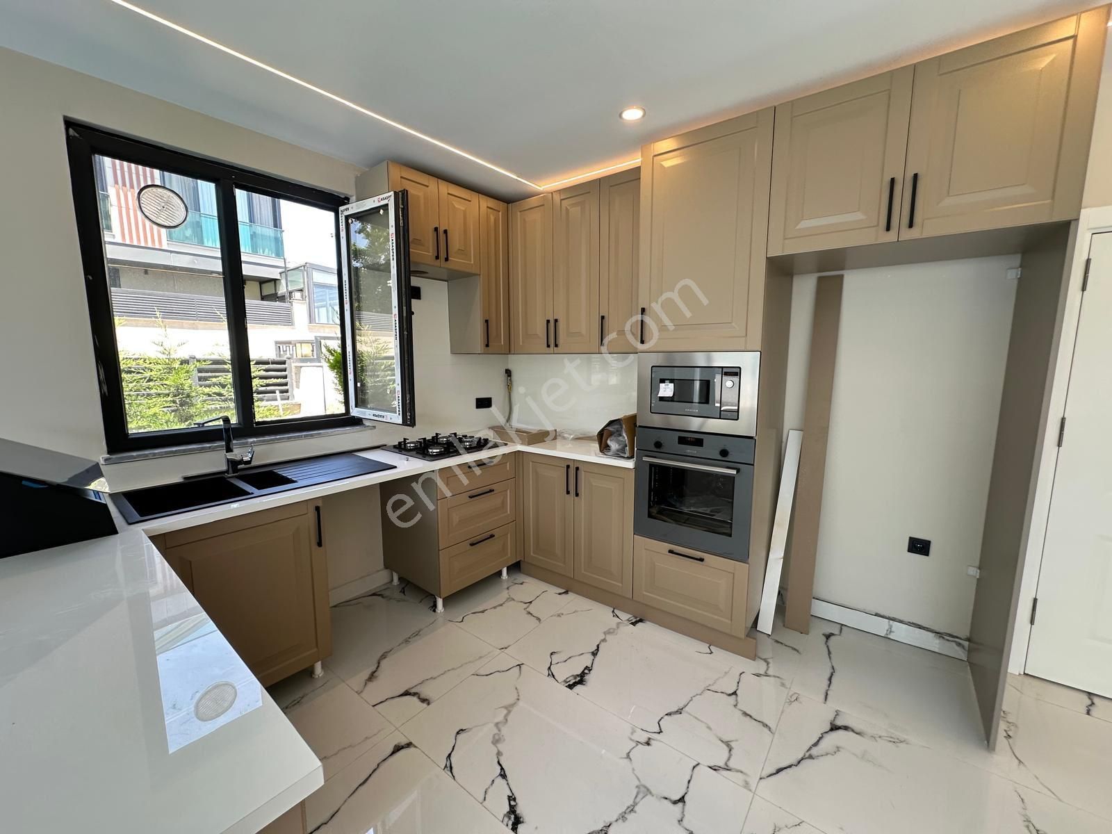 Havuzlu Villa Sauna Denize 100m - Görsel 23