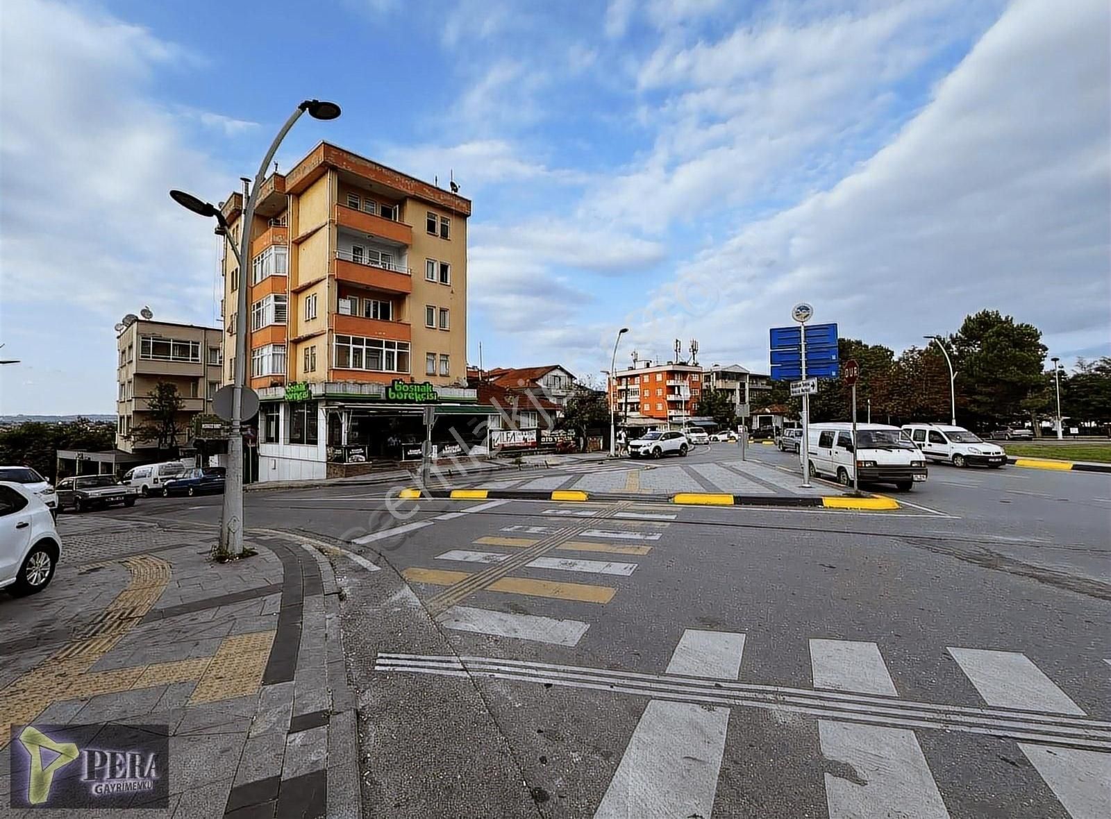 Serdivan İstiklal Satılık Dükkan & Mağaza Serdivan Karakol Kavşağında Cadde Üstü Satılık Dükkan