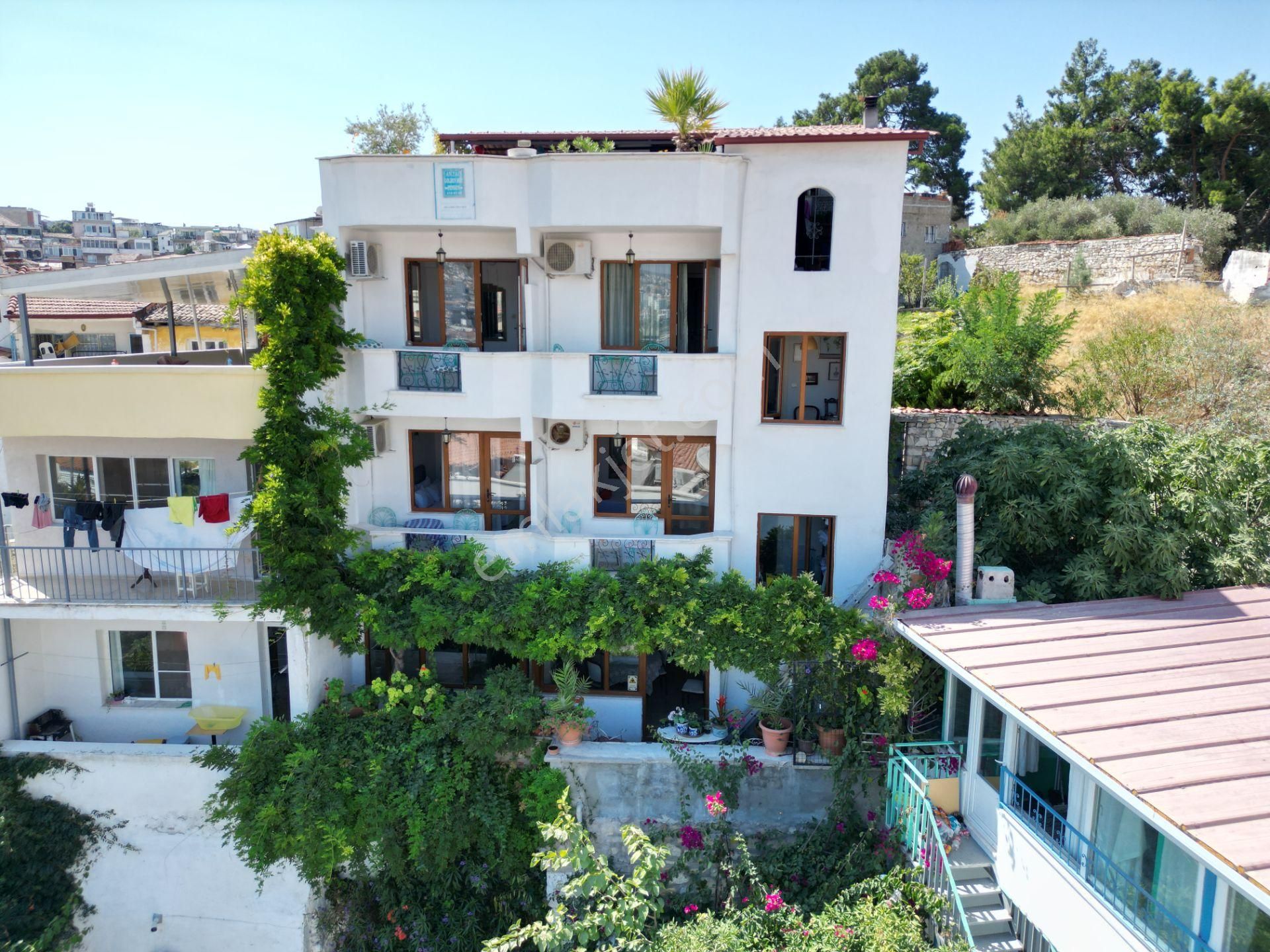 Aydın Kuşadası Satılık Pansiyon  KUŞADASI MERKEZDE SATILIK BUTİK OTEL