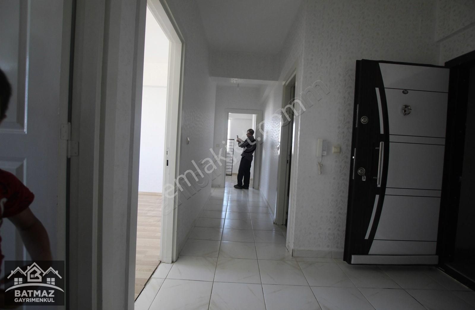 Şehitkamil Seyrantepe Satılık Daire SEYRANTEPE'DE SATILIK (2+1) DAİRE