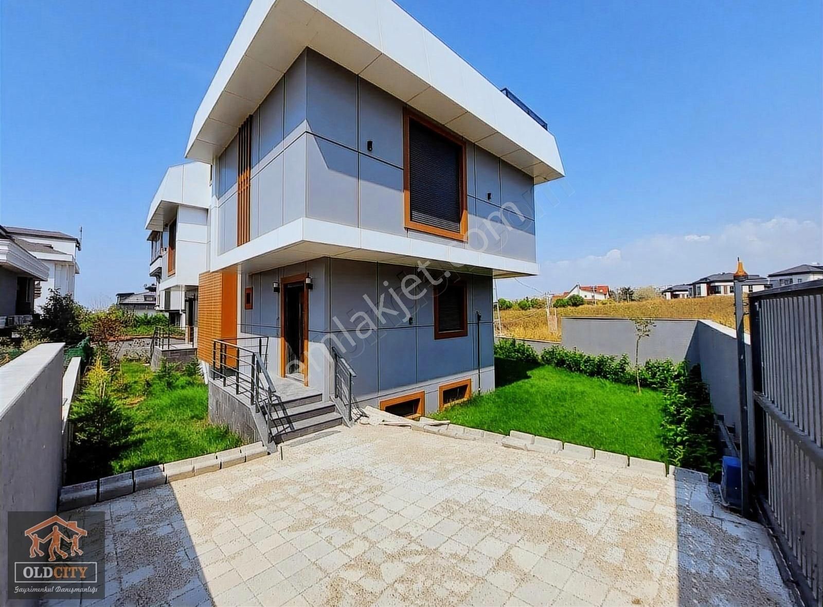 Beylikdüzü Dereağzı Satılık Villa Beylikdüzü gürpınar mahallesinde akıllı ev sistemli villa