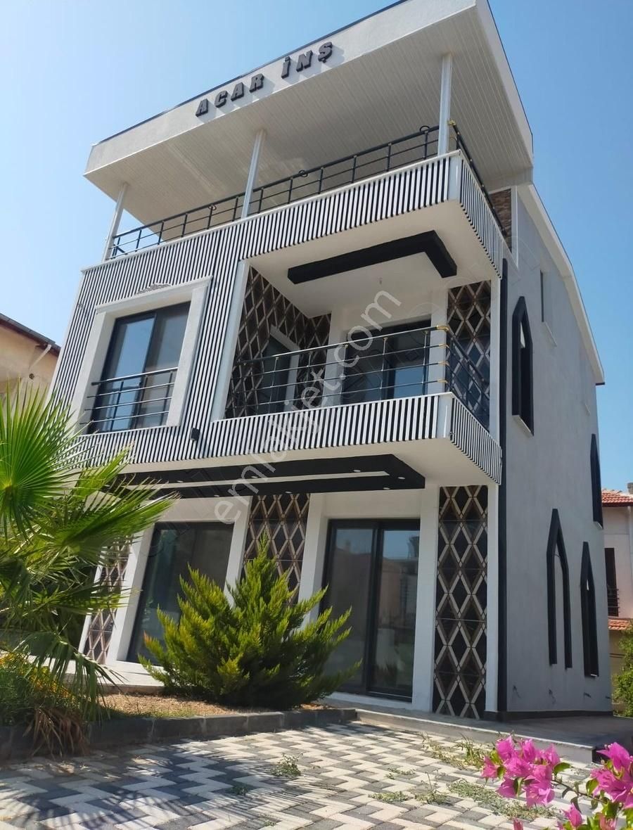 Didim Fevzipaşa Satılık Villa DİDİM FEVZİPAŞA MAHALLESİNDE 6+1 ÖZEL HAVUZLU MÜSTAKİL VİLLA