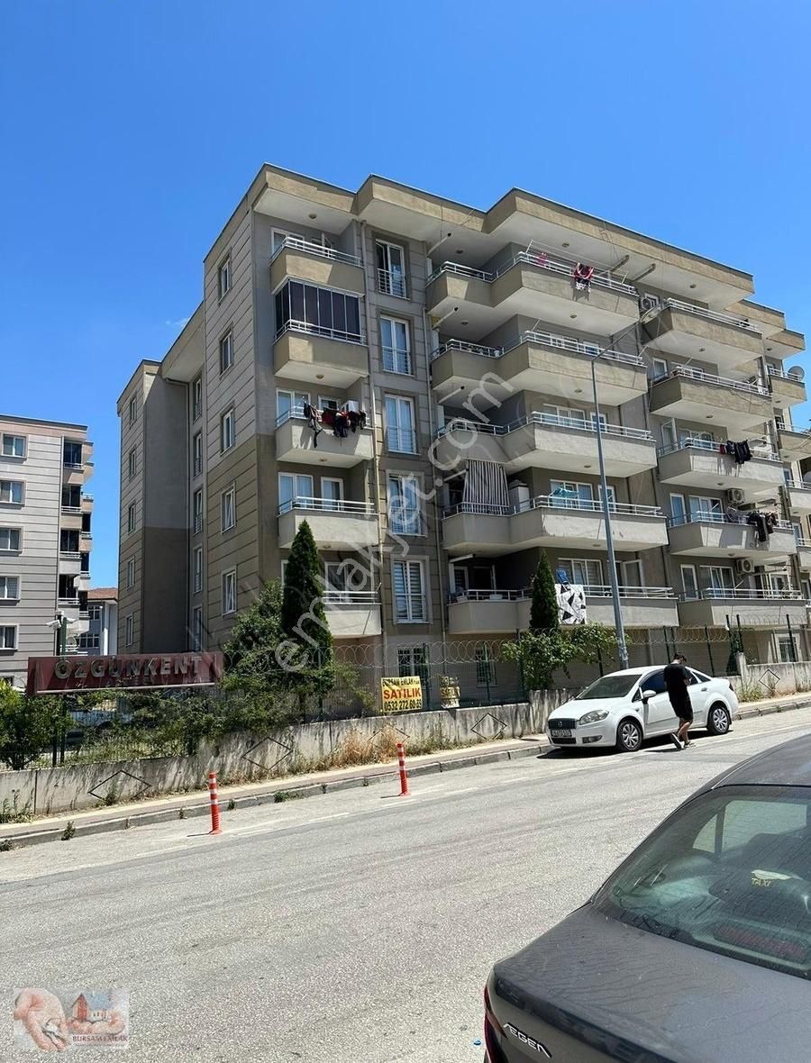 Osmangazi Yunuseli Satılık Daire YUNUSELİ AKYILDIZ MH.SİNDE 155 M2 3.KAT 3+1 DAİRE