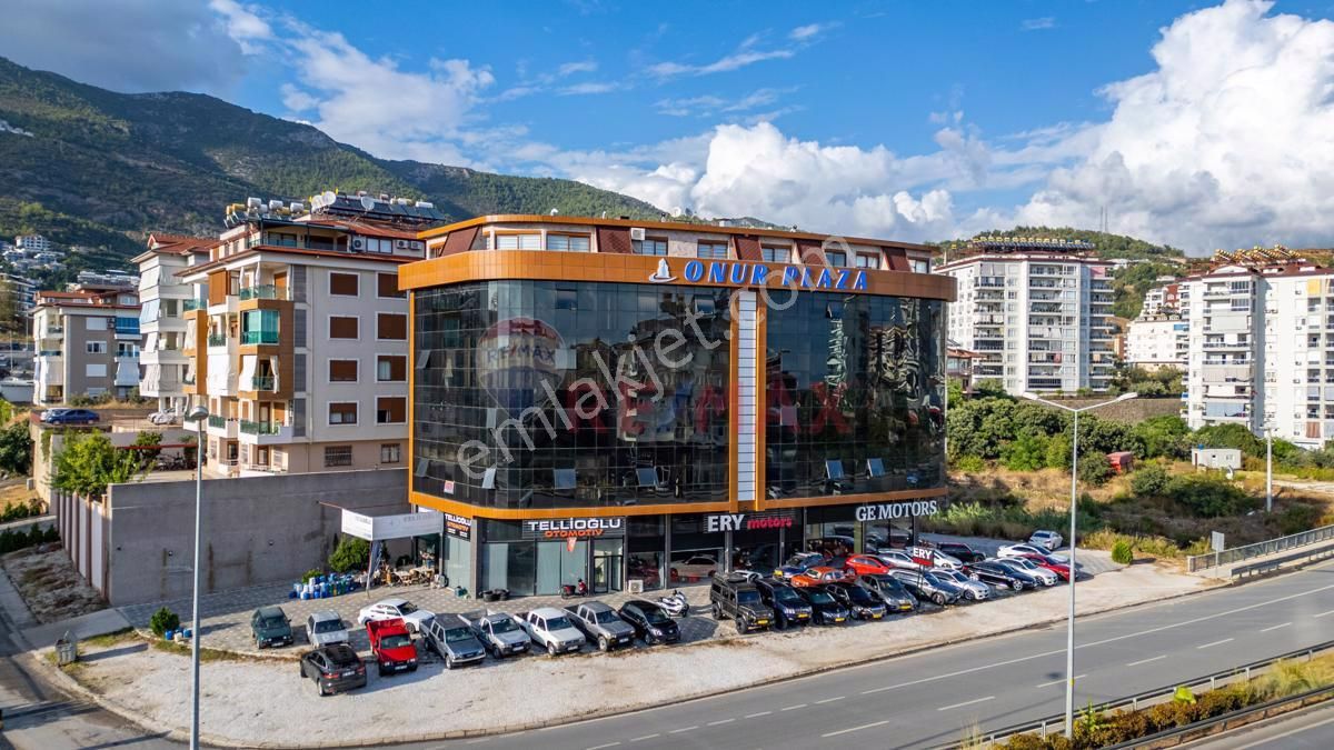 Alanya Fığla Satılık Ofis Onur Plaza'da Satılık Lüks Dubleks Ofis