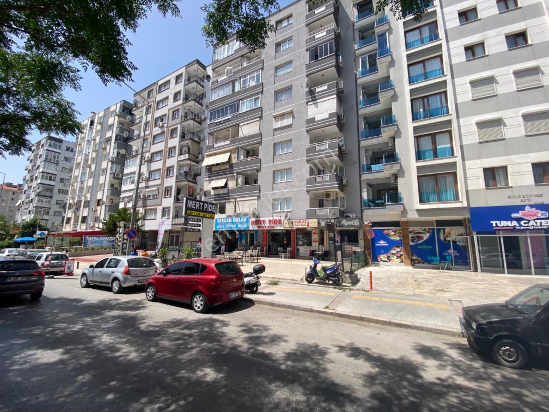 Konak Güneşli Kiralık Dükkan & Mağaza  Yeşillik Caddesi Avantajlı Konumda Kiralık Dükkan