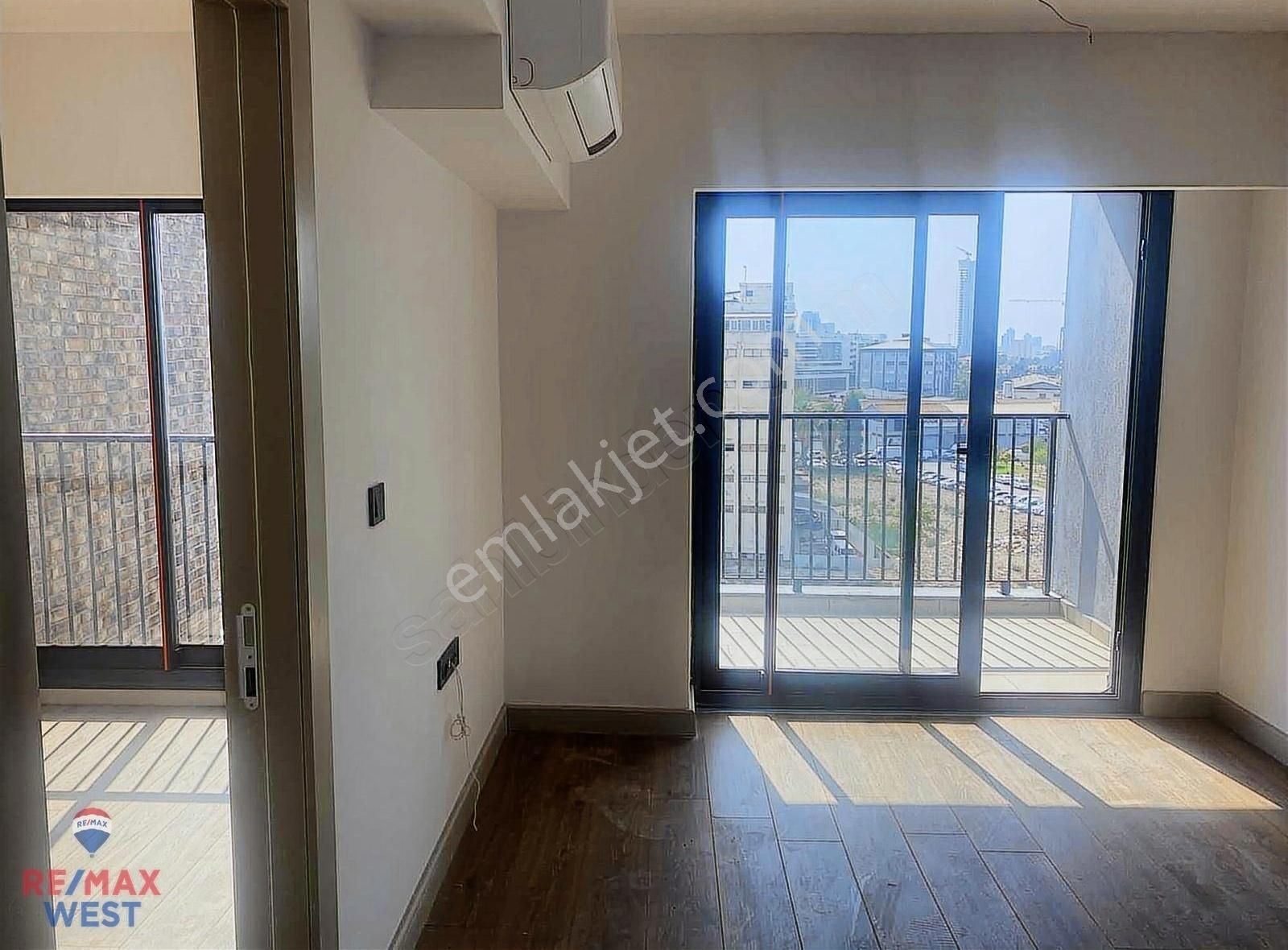 Bornova Çınar Kiralık Daire PASSA NOVA'DA KİRALıK DAİRE 1+1